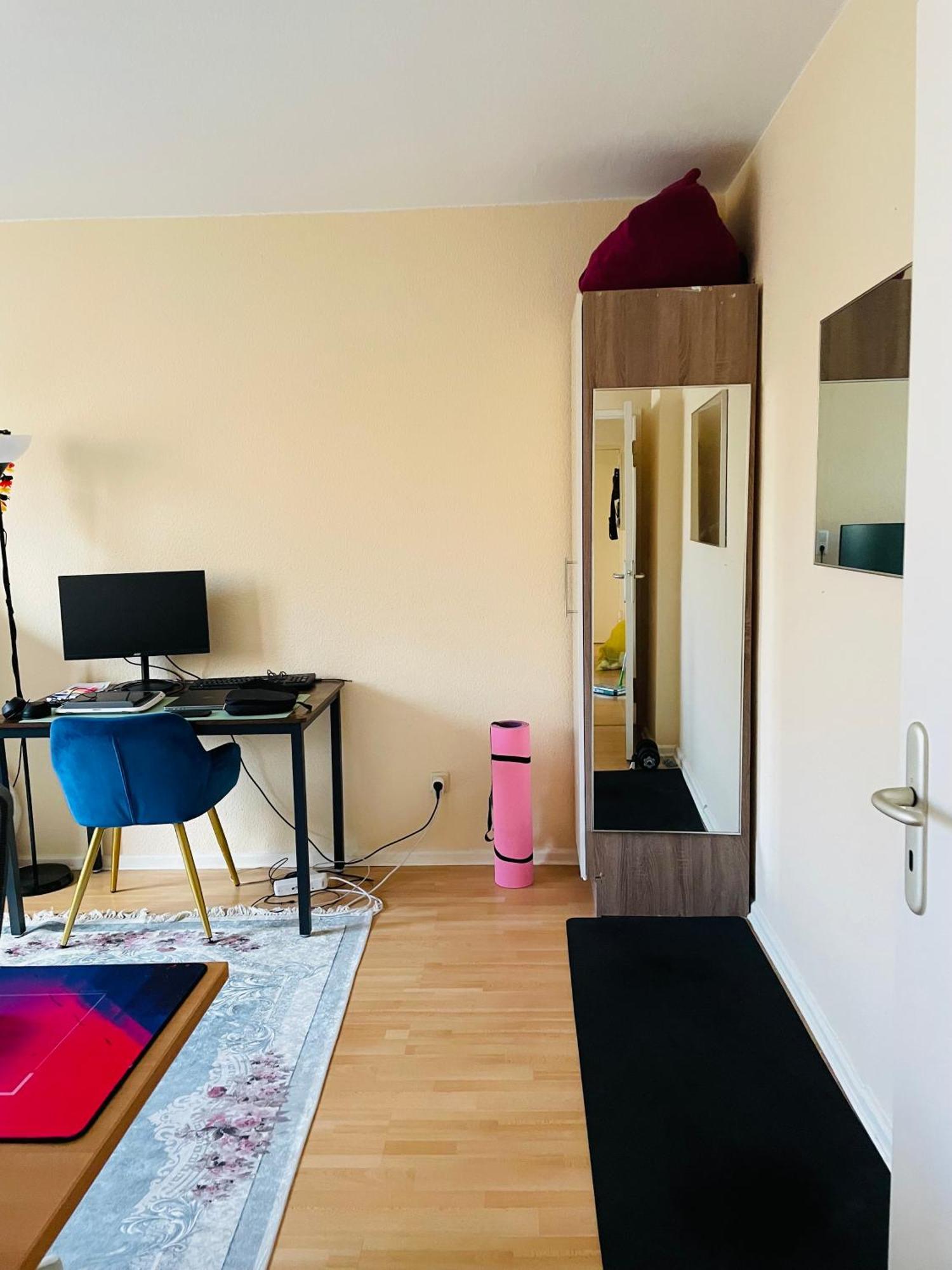 2-rooms Flat In Berlin-wedding Apartment *