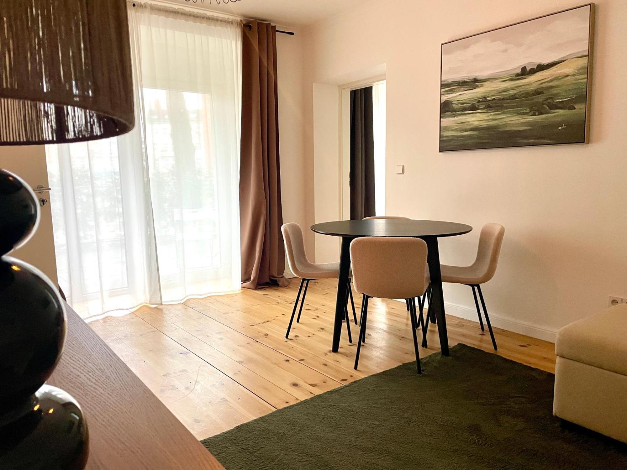 Dene Living * Berlim