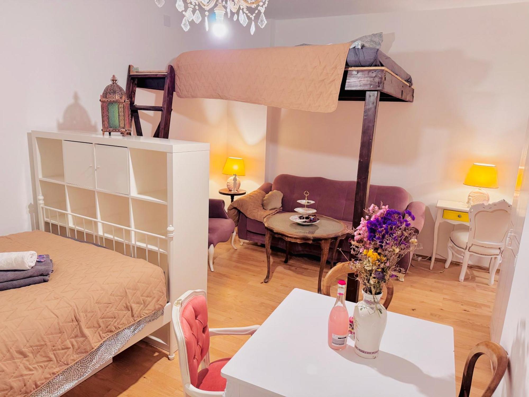 Loft In Prenzlauerberg Apartment *