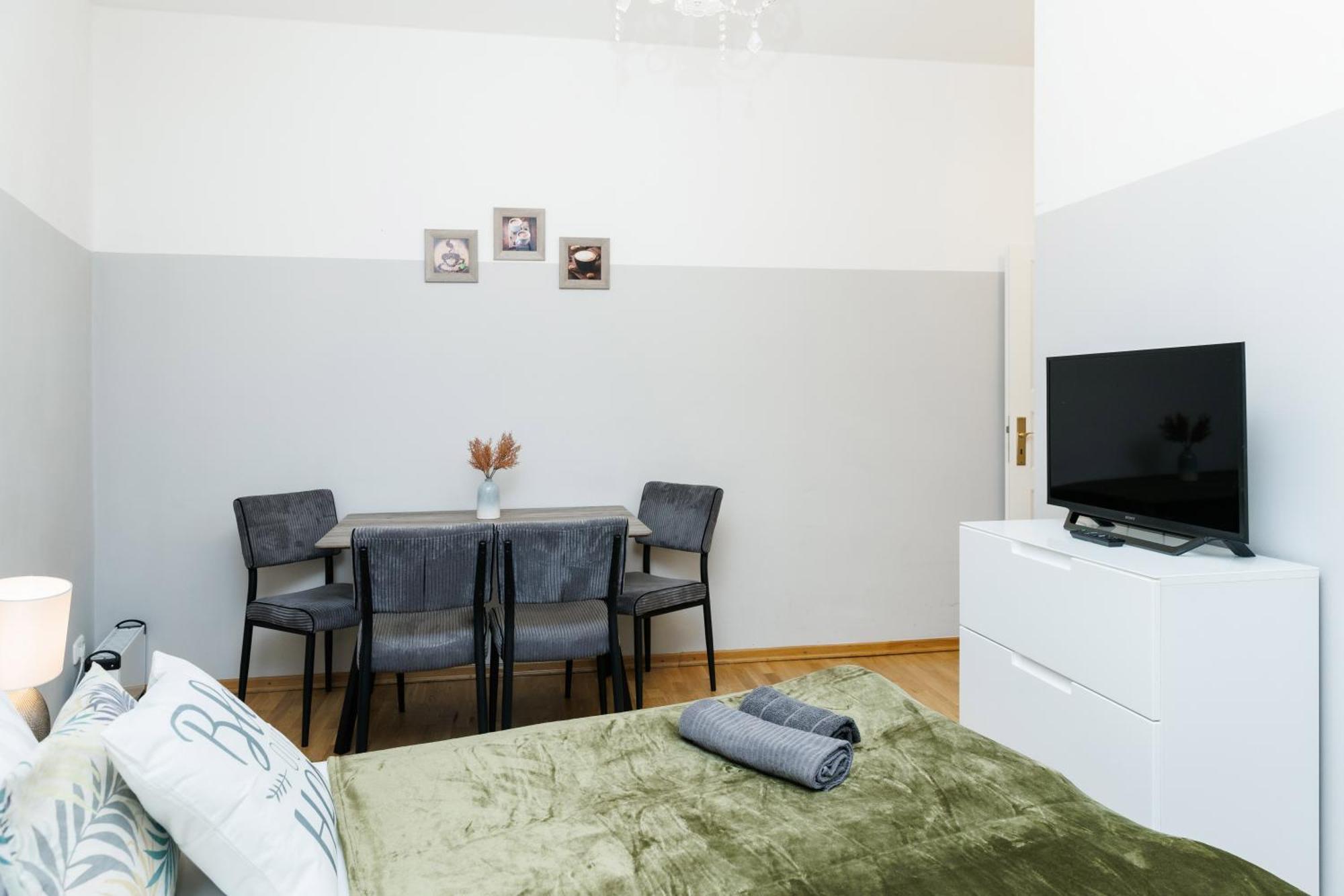 Grand Mitte Rosenthaler Platz