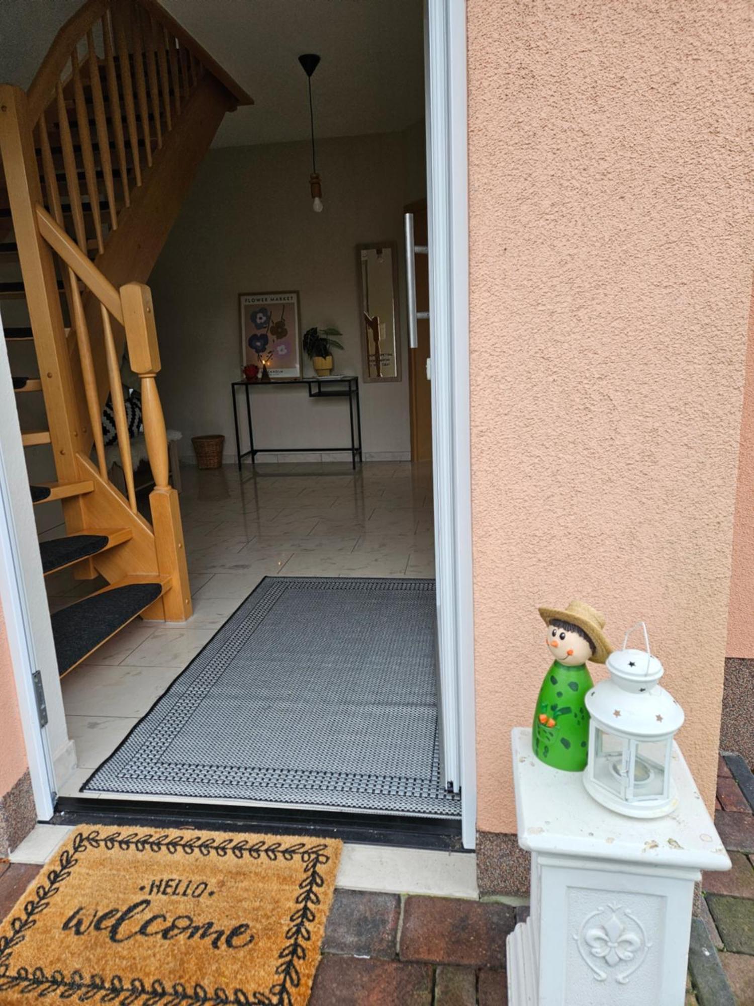 Cozy House And Free Parking Apartment