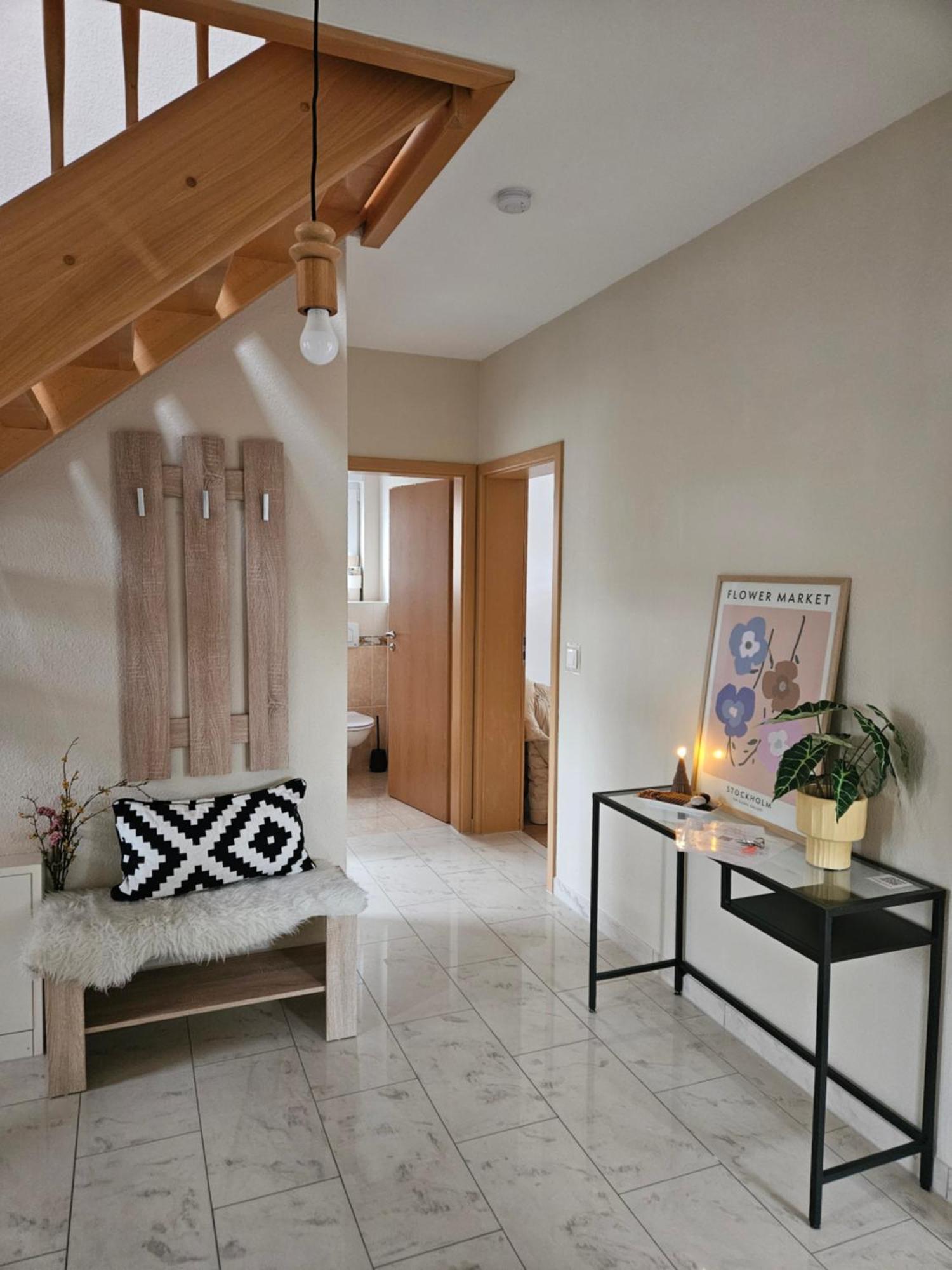 Cozy House And Free Parking Apartment *