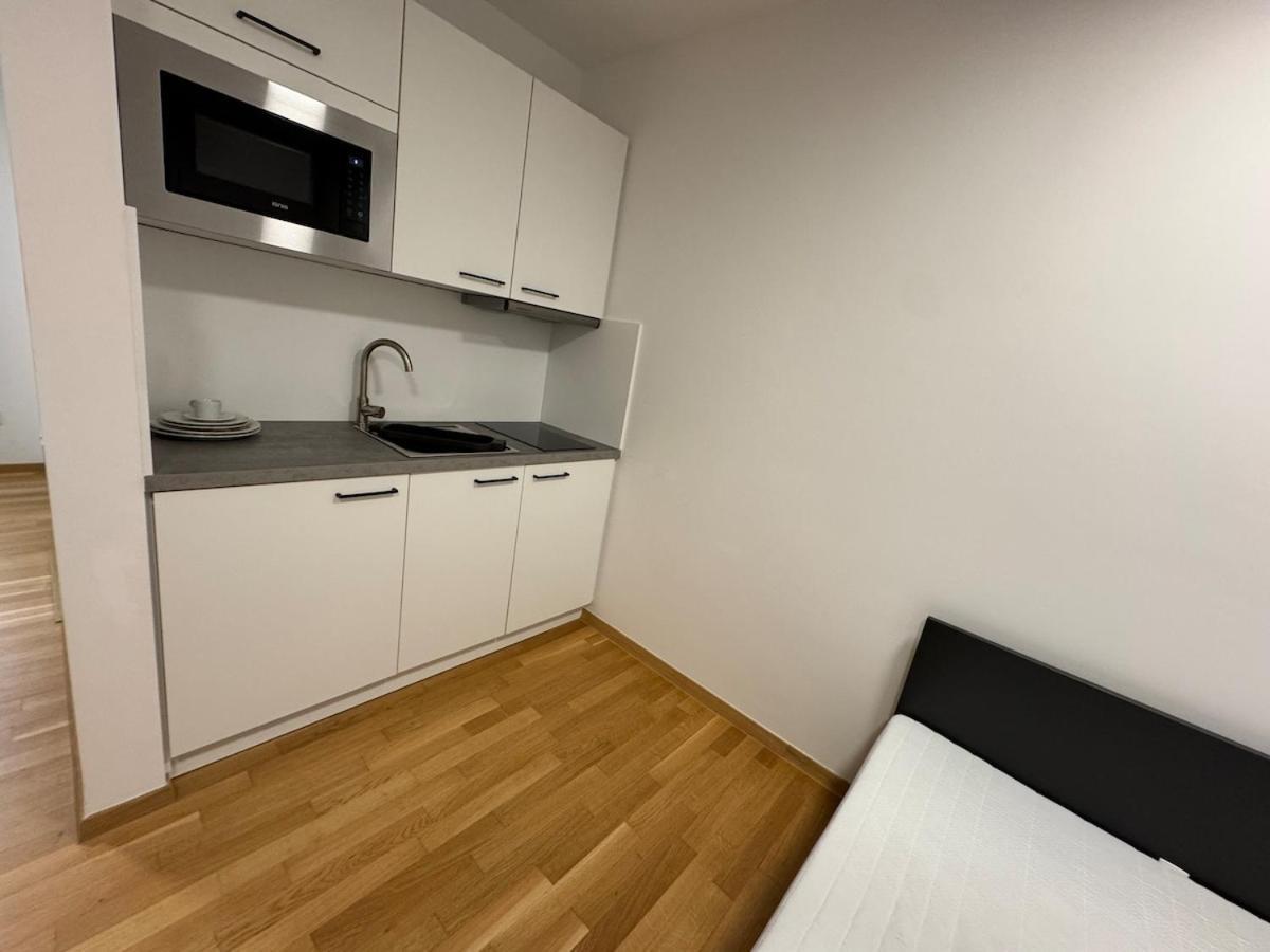 Innsbrucker Platz 2 Apartment *
