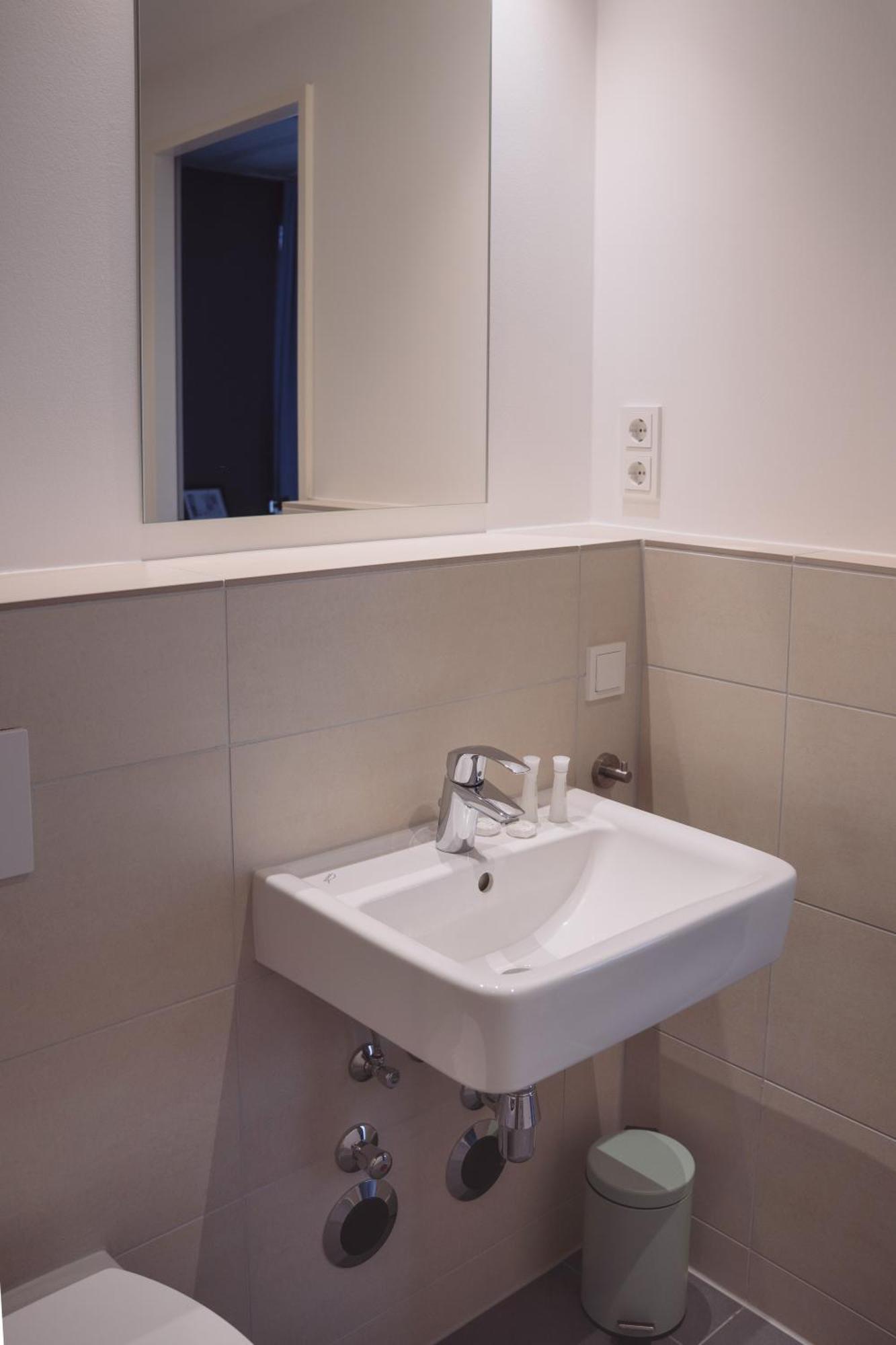 Neoapartments Aparthotel *