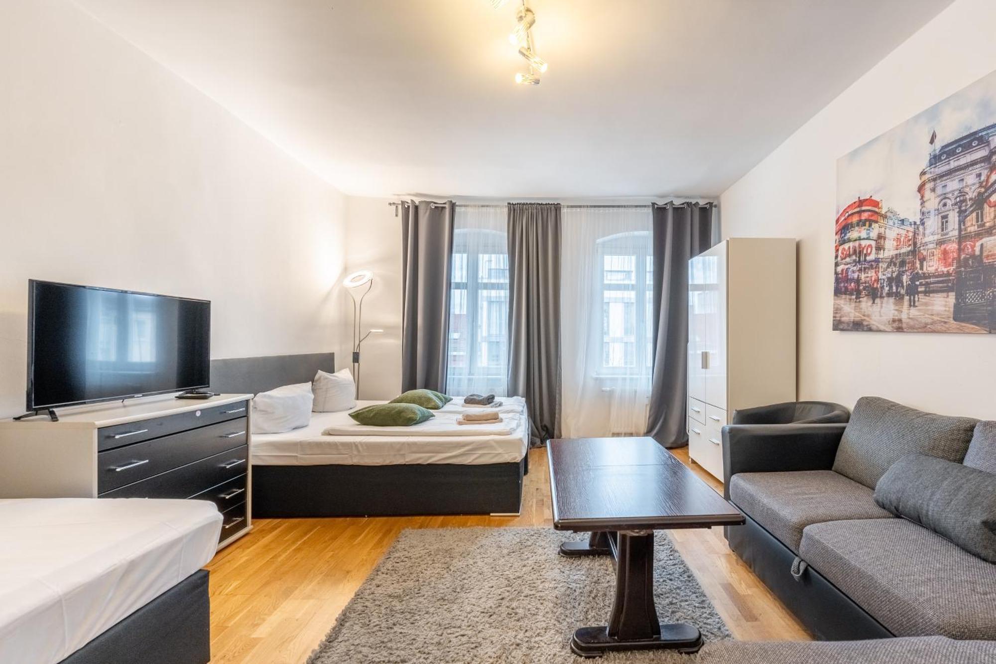 Grand Mitte Rosenthaler Platz *