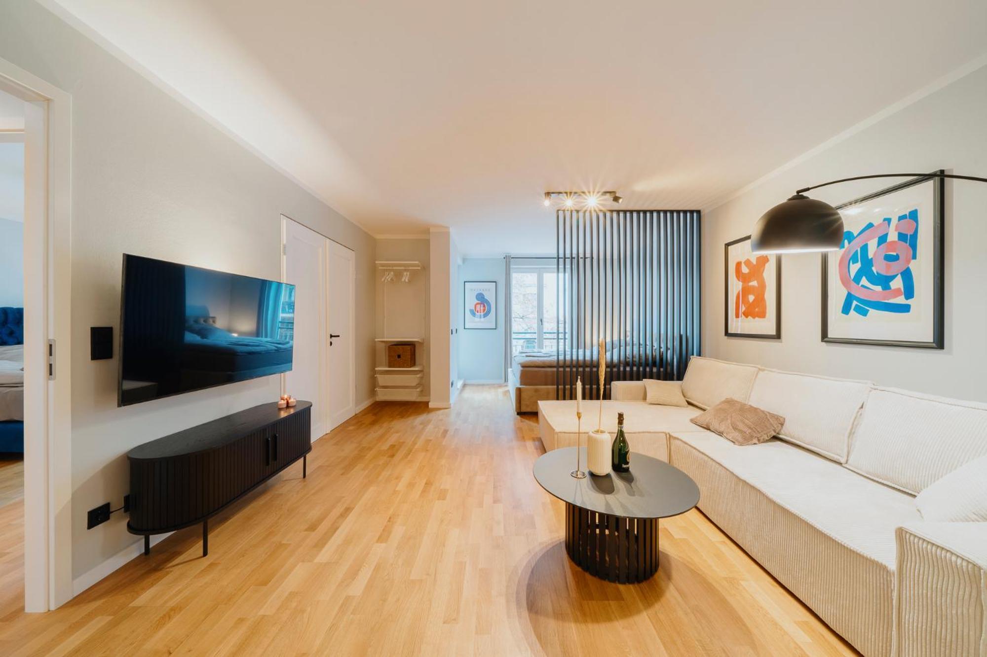 Luxurious 105m2 Penthouse In Prime Location 4 Bedroms & Balcony Apartment *