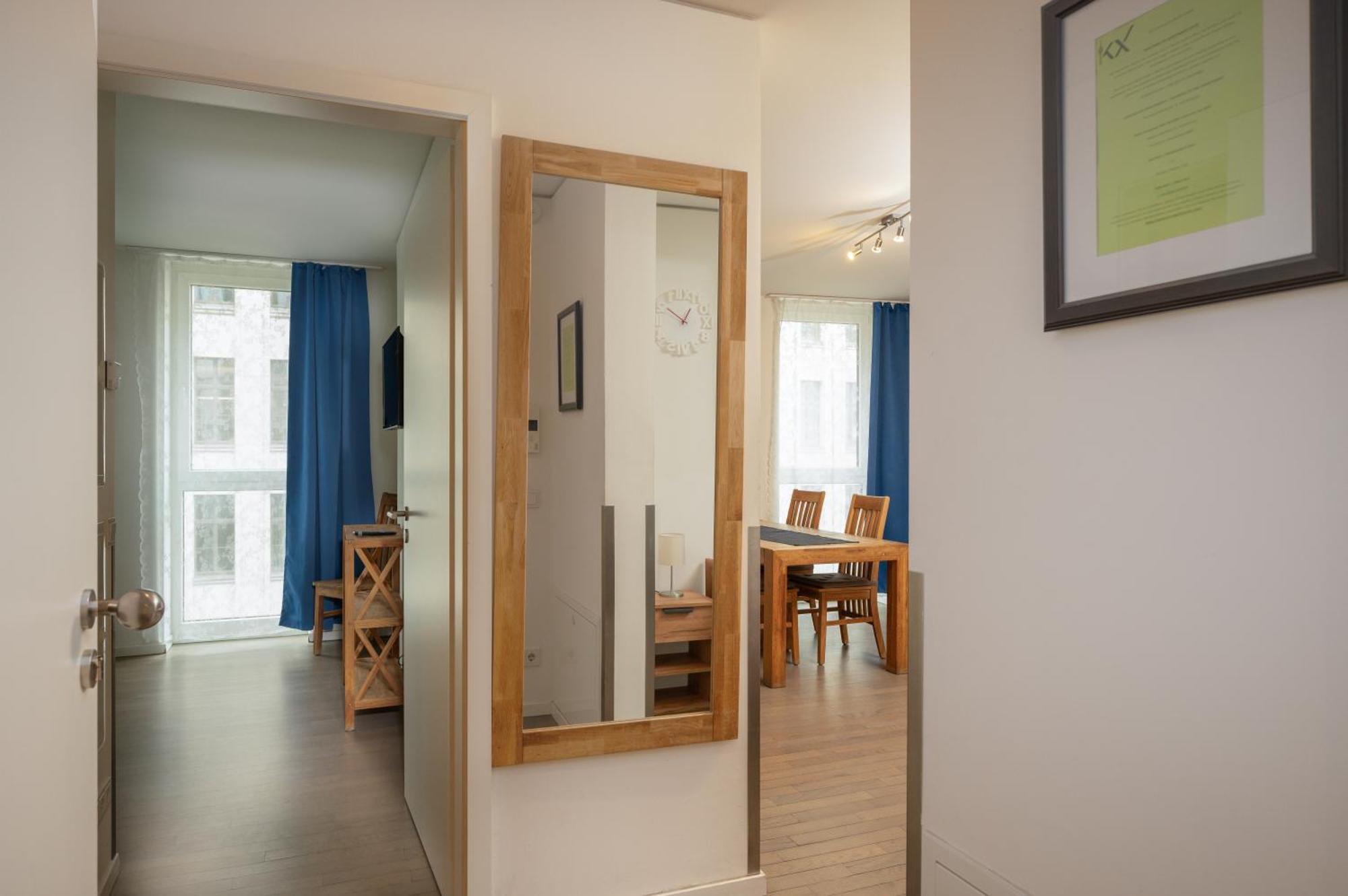 Apartment At Alexanderplatz *