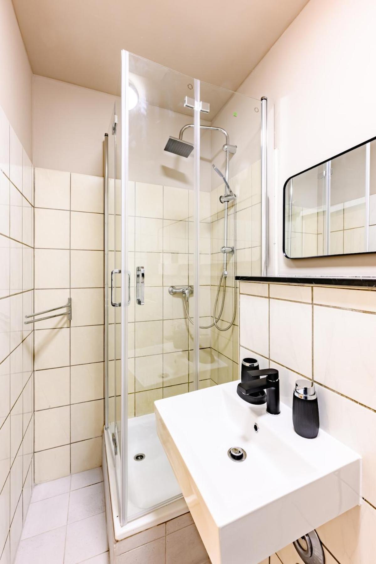 Ground-floor In Pberg Apartment