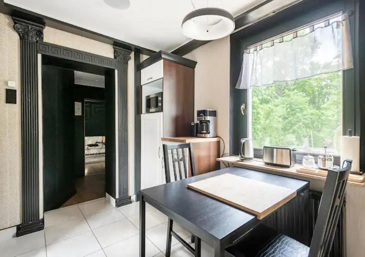 Apartment Miet-kamp Ruhig, Zentral, Nahe Messe, Ausgefallenes Design 2 Schlafzimmer Berlin