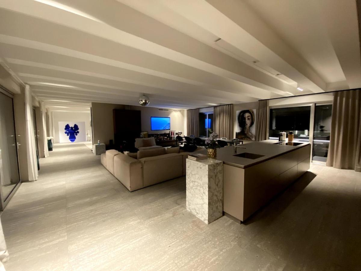 Luxury Penthouse Near Ku-damm * Berlin