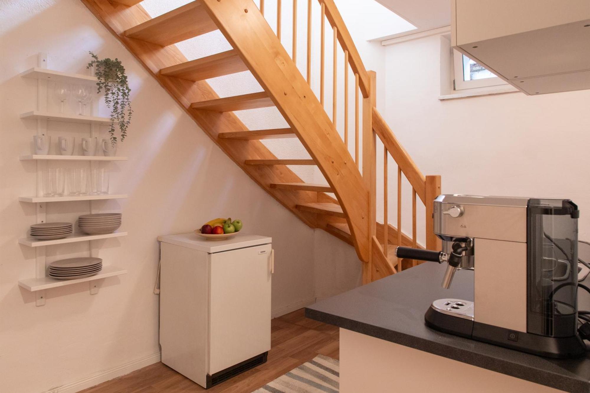 Apartment Homely - Spacious Flat Quiet, Friedrichstrasse, River Berlin