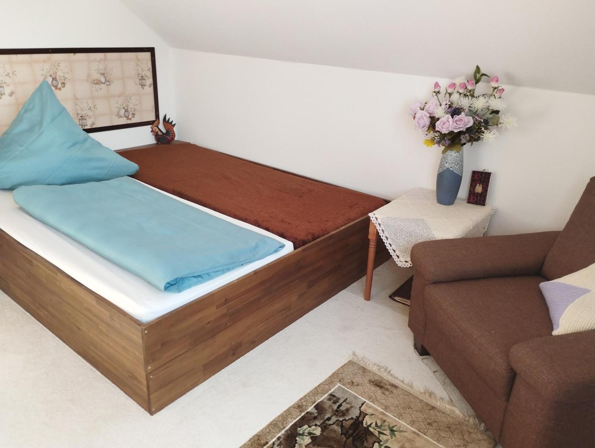 Homestay Zum Saegebock *