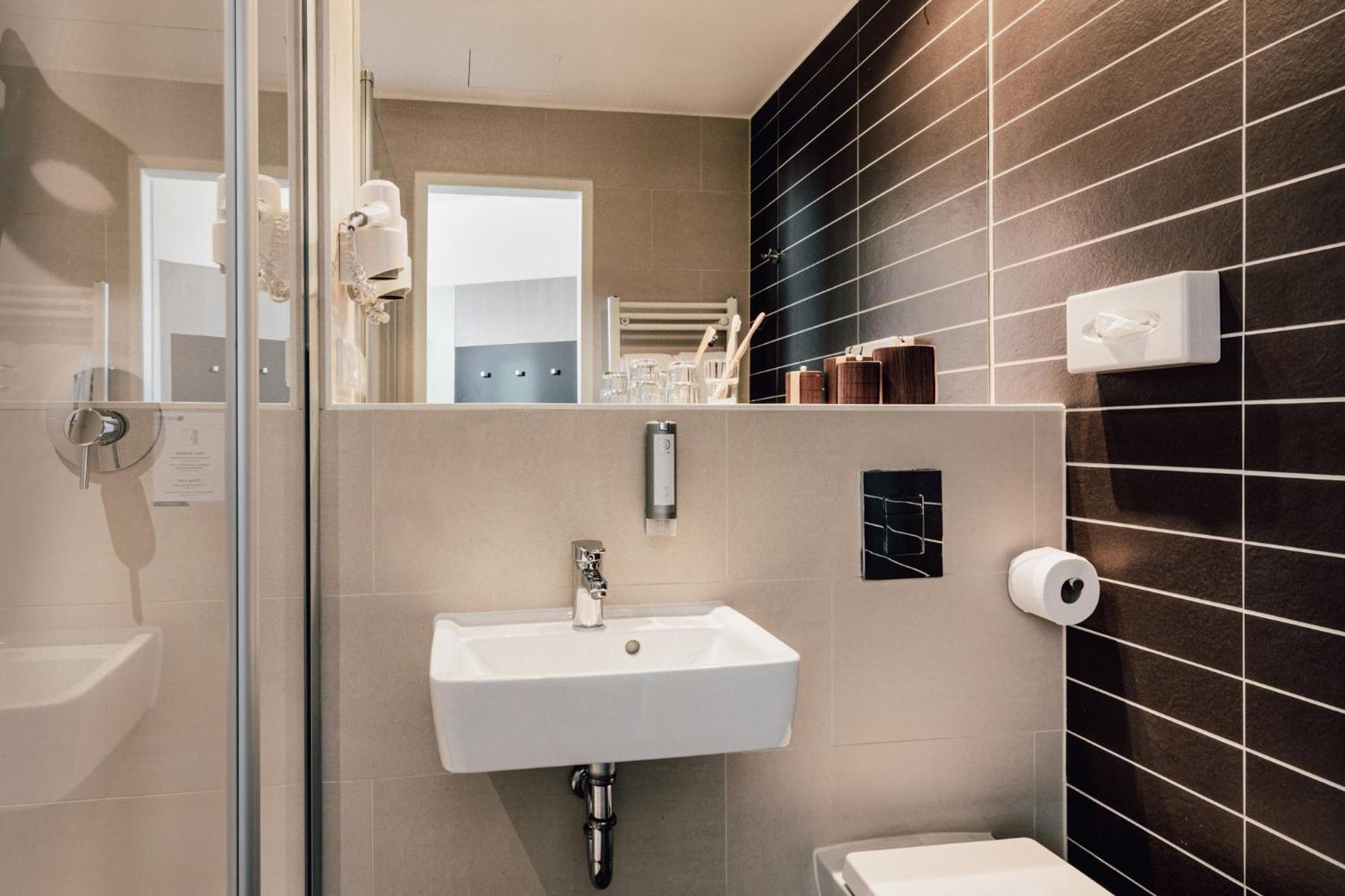 Garner - Charlottenburg, An Ihg 3*