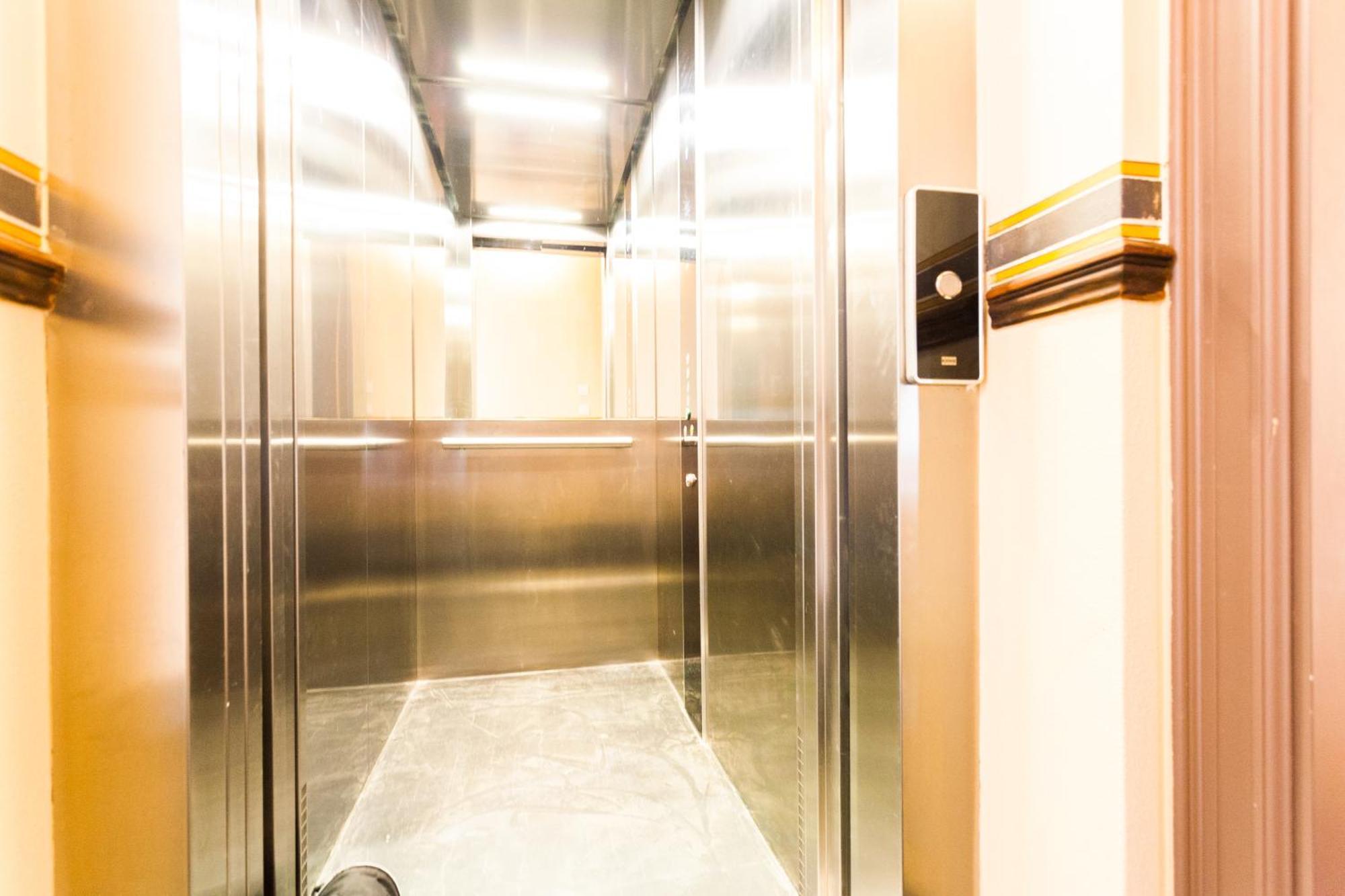 Aptc Downtown Monument4rent Near Checkpoint Charlie Apartment Berlin