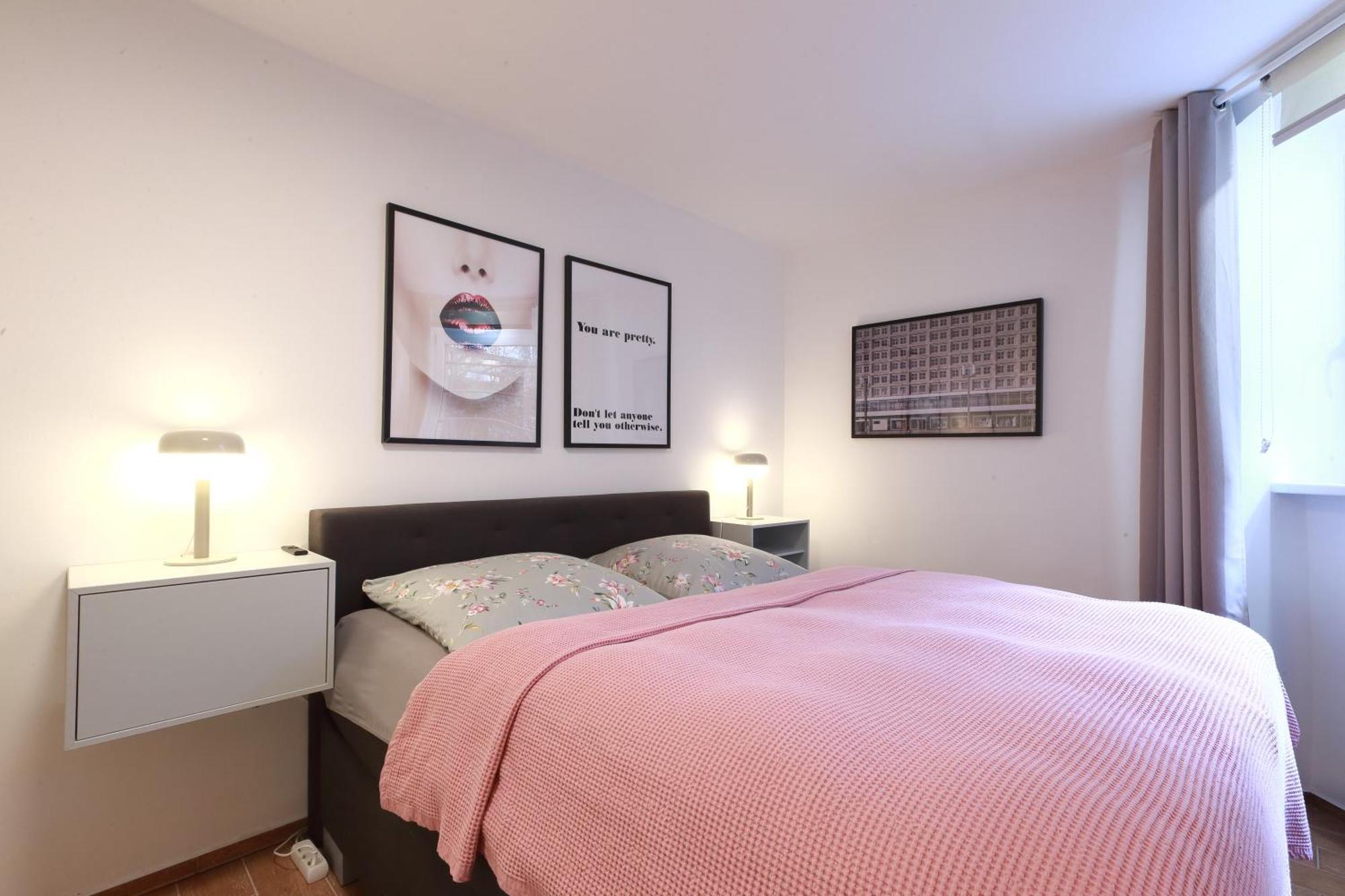 S38 - 22 Kreuzberg Apartment