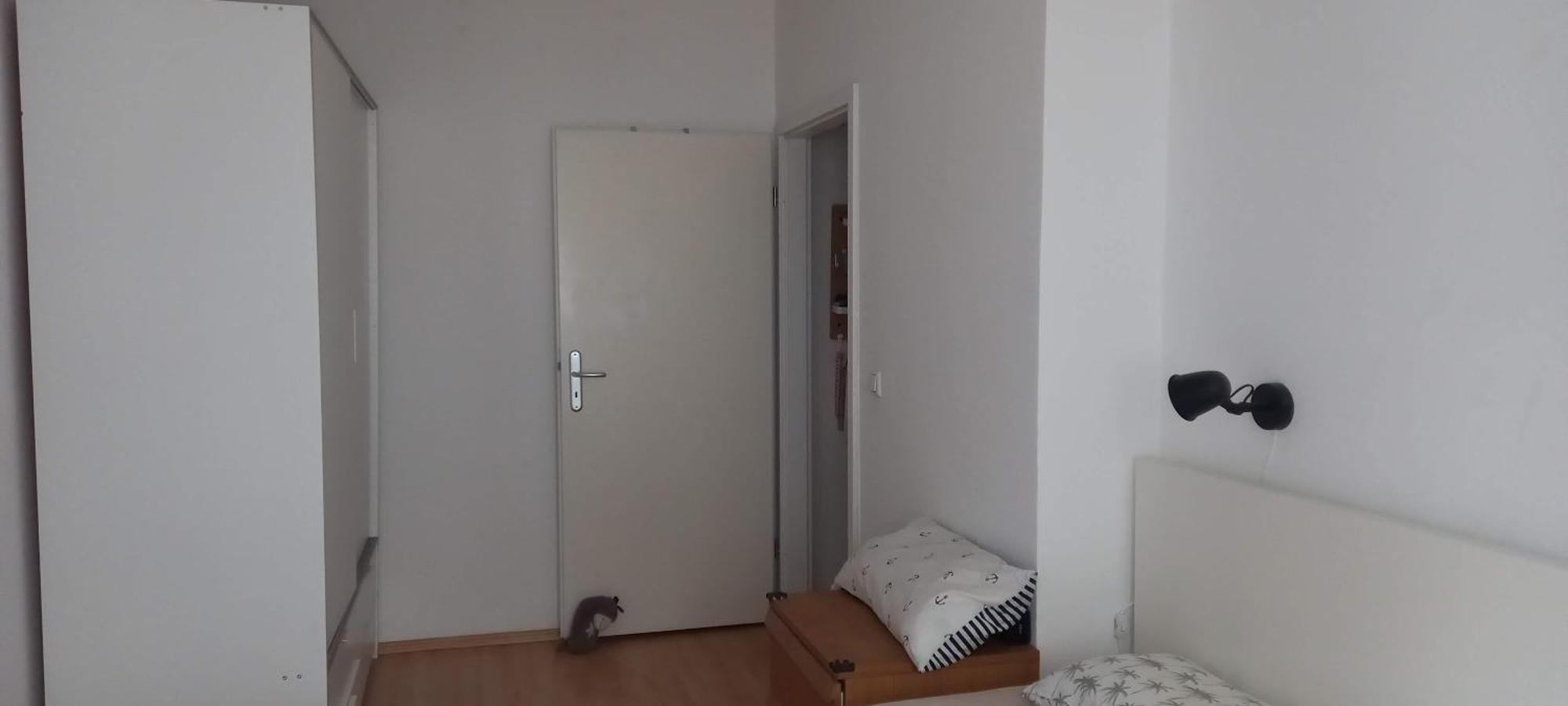 & Quiet In Prenzlauer Berg Apartment *