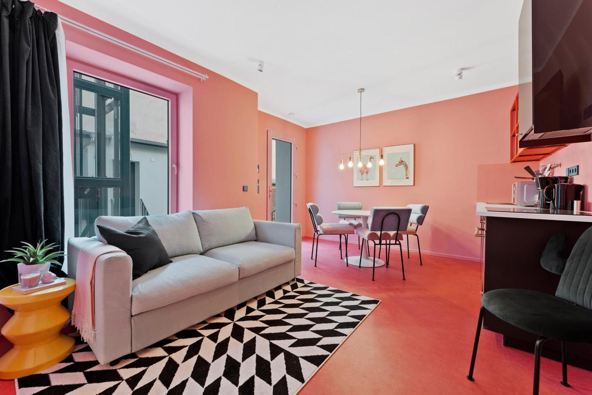Coolest In Berlin, Easy Check-in, Crazy Style, Close To Center #5 Berlin