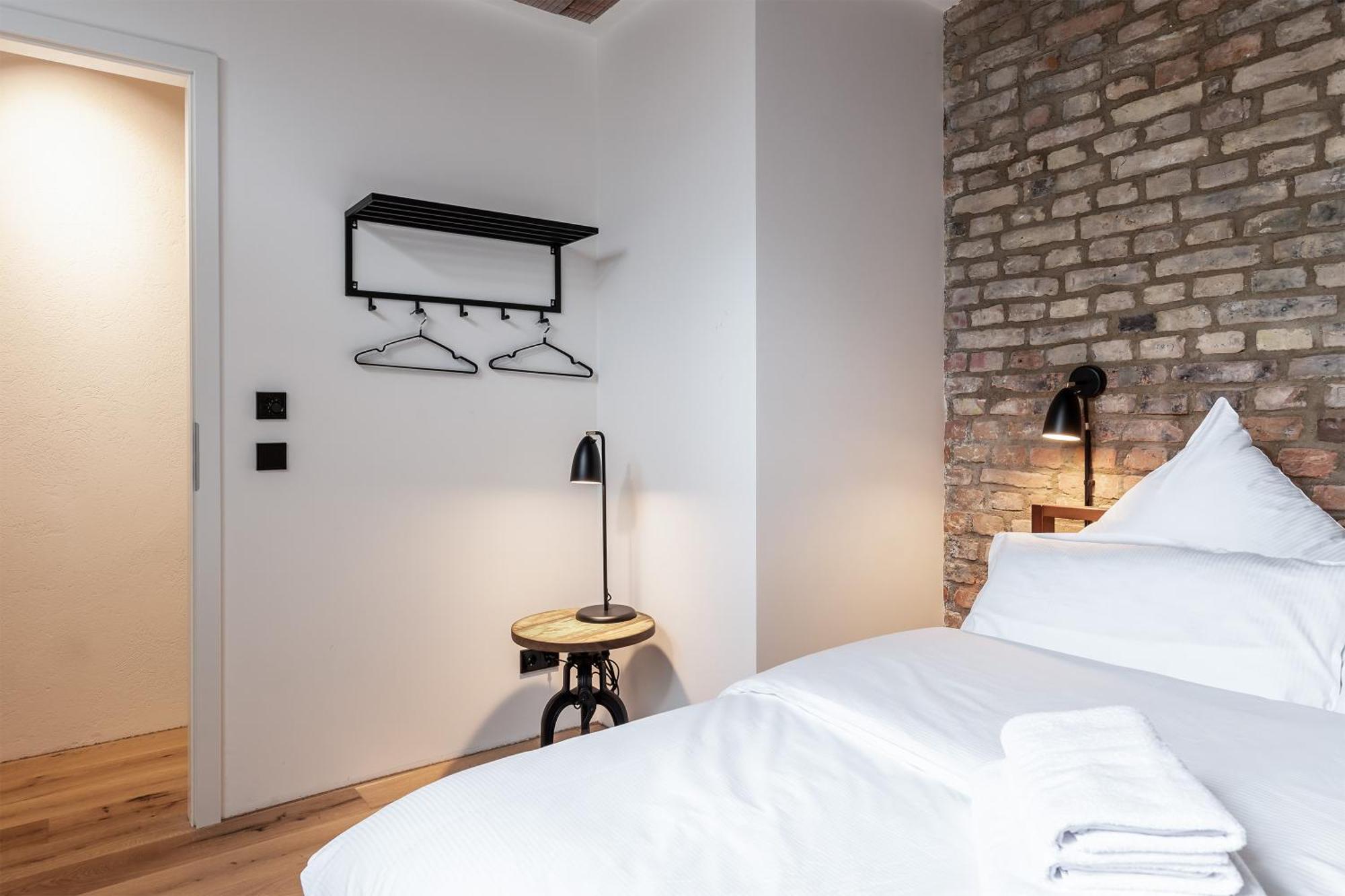 Coolest In Berlin, Easy Check-in, Industrial Style, Close To Center #3 Apartment Berlin