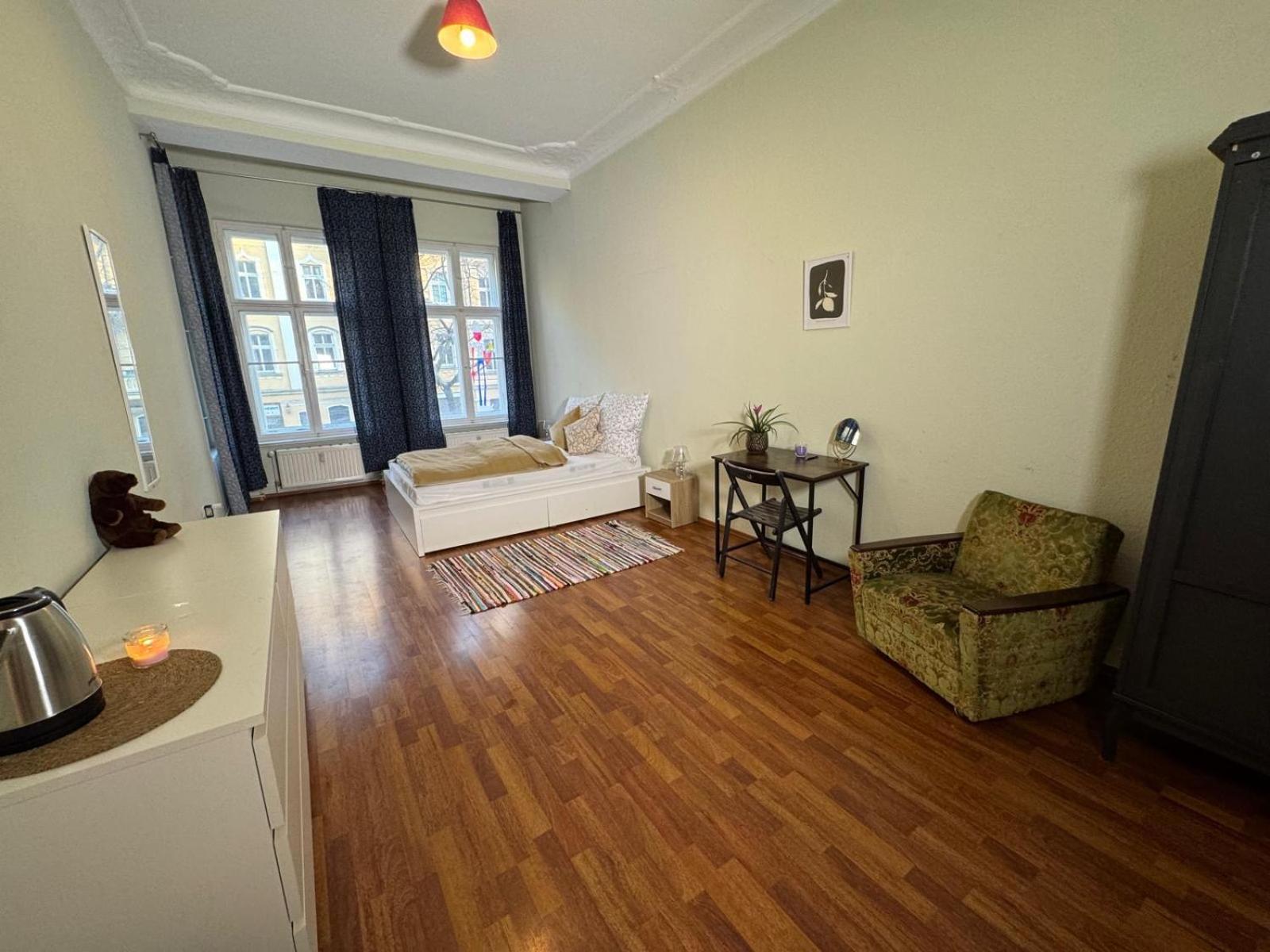 2 Im Herzen Neukoellns * Berlin