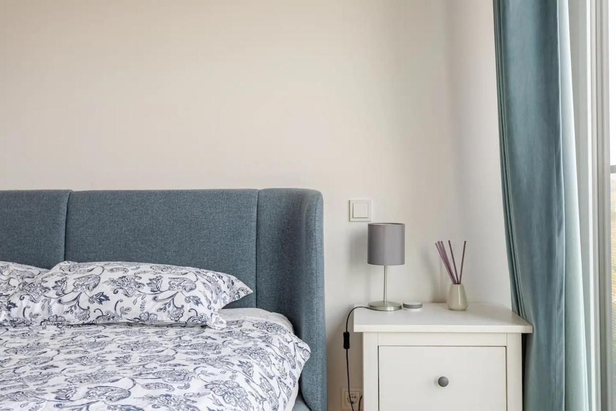 Apartment Hj 18 By Rockchair Apartments L Superhost Status L Super Flat, 2 Bedrooms 2 Bathrooms Balcony Elevator Welcomes You! *