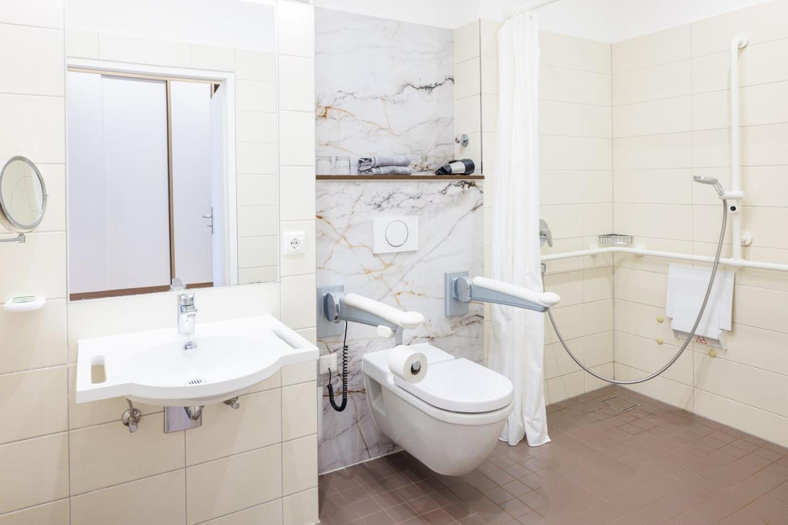 Hapimag Zoo Aparthotel 4*