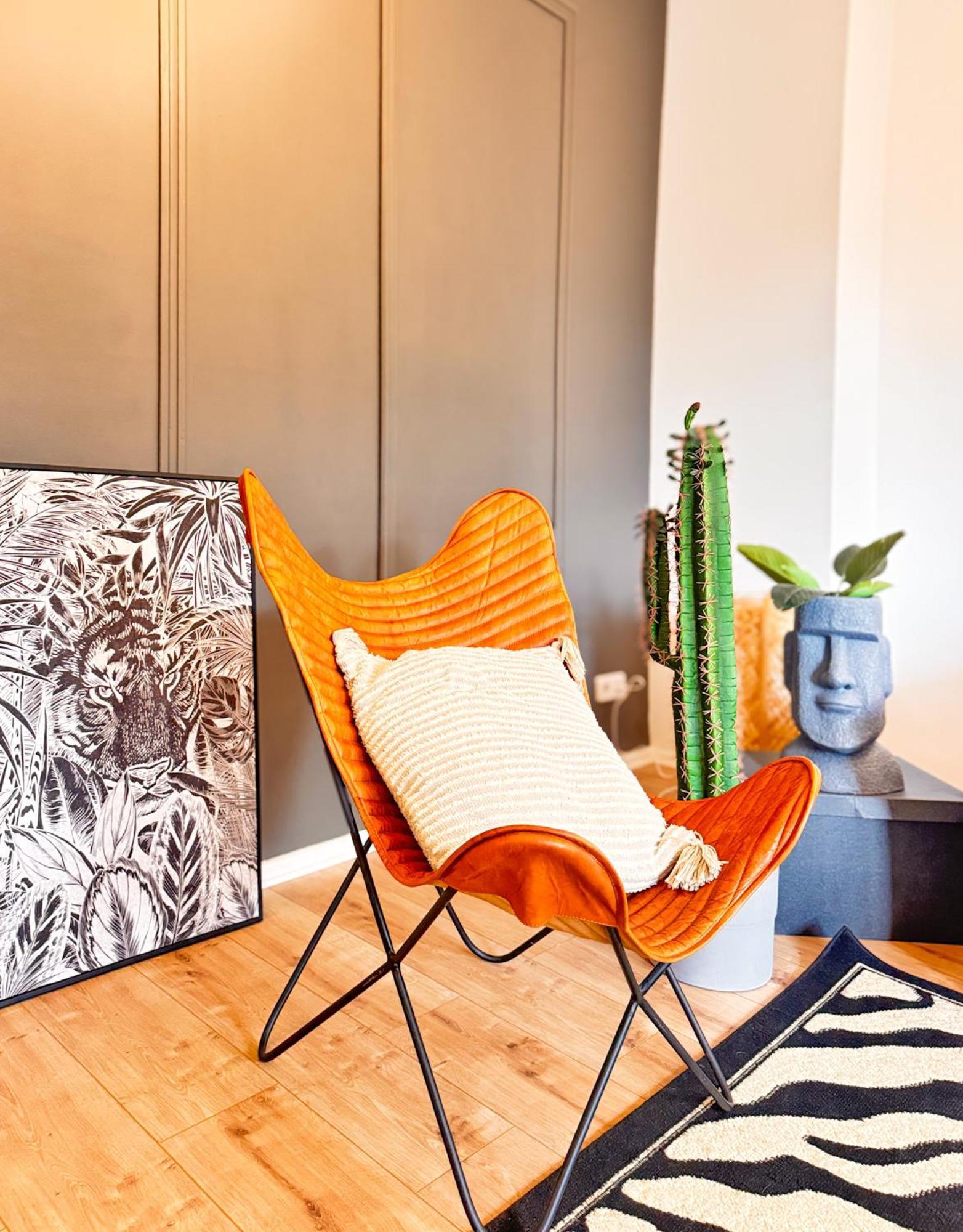 Apartment 01 Bedroom In Mitte-Up To 5 People-Private Free Parking *