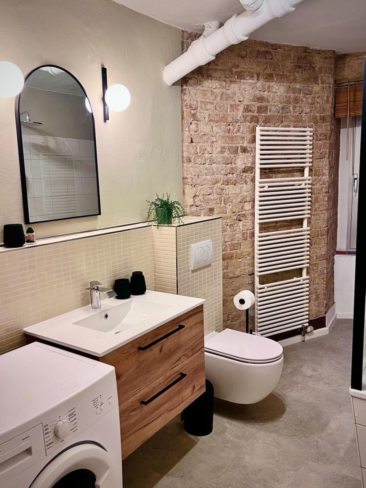 Cozy Voyage - Stylish 135m2 For Up To 9 People In Kudamm Apartment