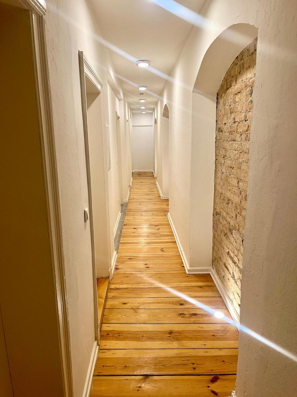 Cozy Voyage - Stylish 135m2 For Up To 9 People In Kudamm *