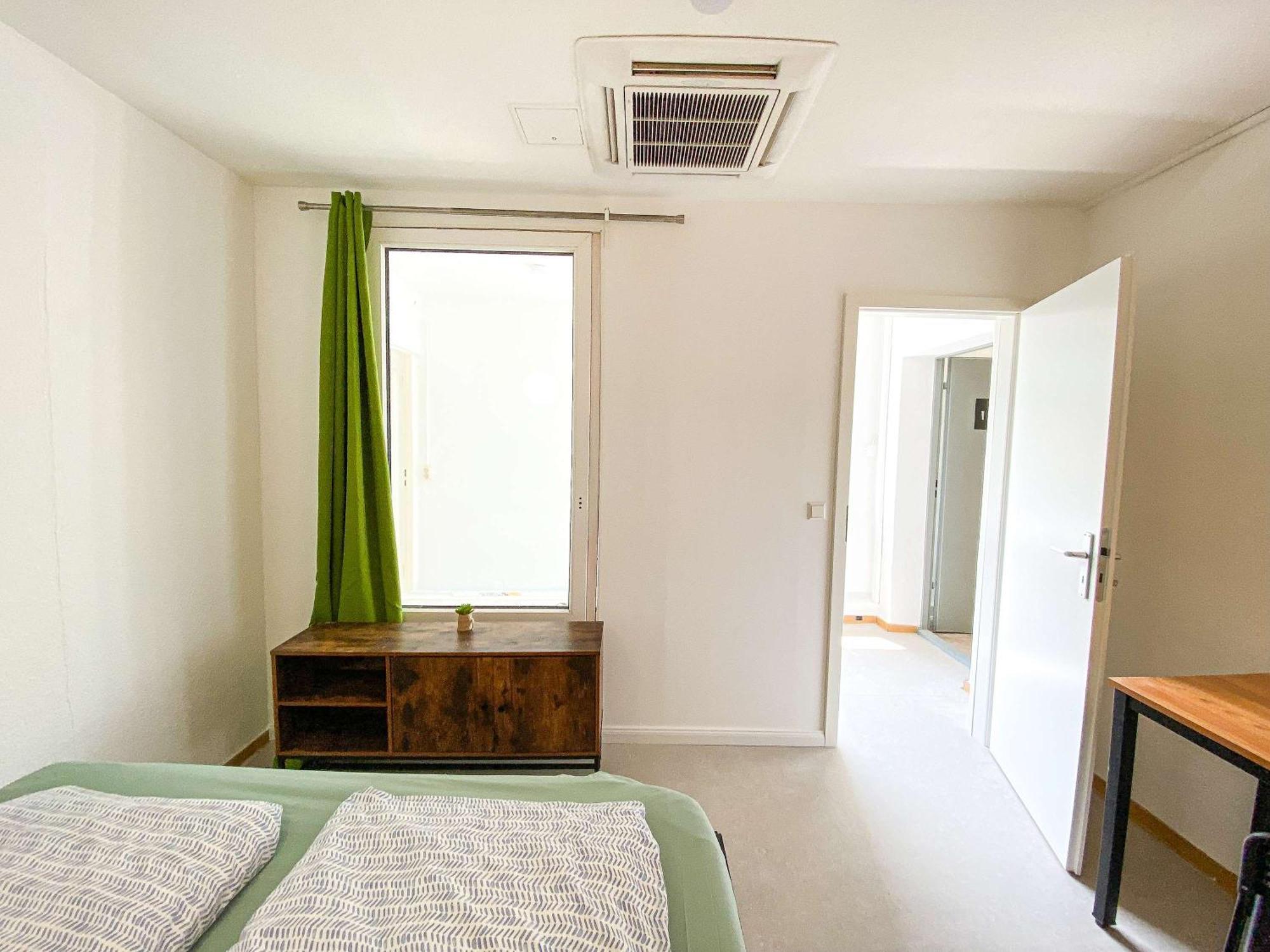 Top-wohnung Fuer Gruppen 15 Min Zum Alex Parken Apartment *