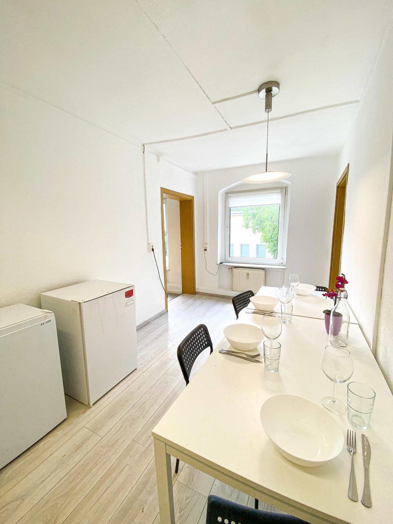 Top-wohnung Fuer Gruppen 15 Min Zum Alex Parken * Berlin