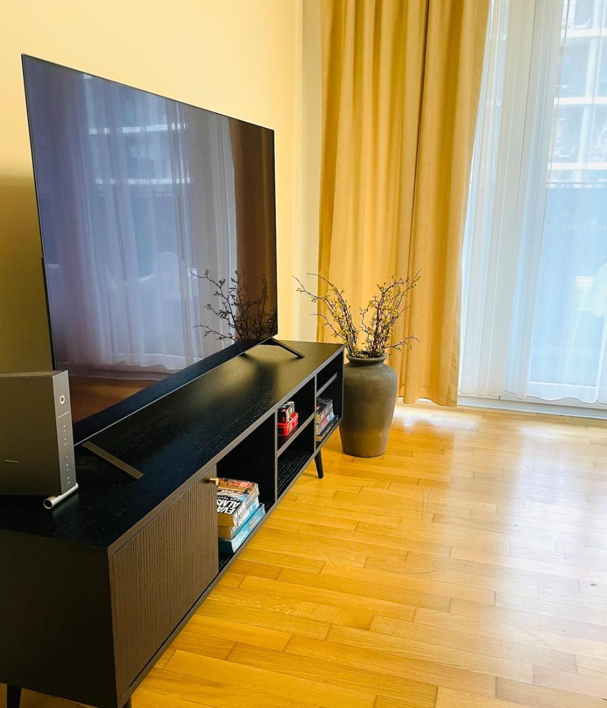 Apartment Design Loft Am Hauptbahnhof - Modern Mit Parkplatz *