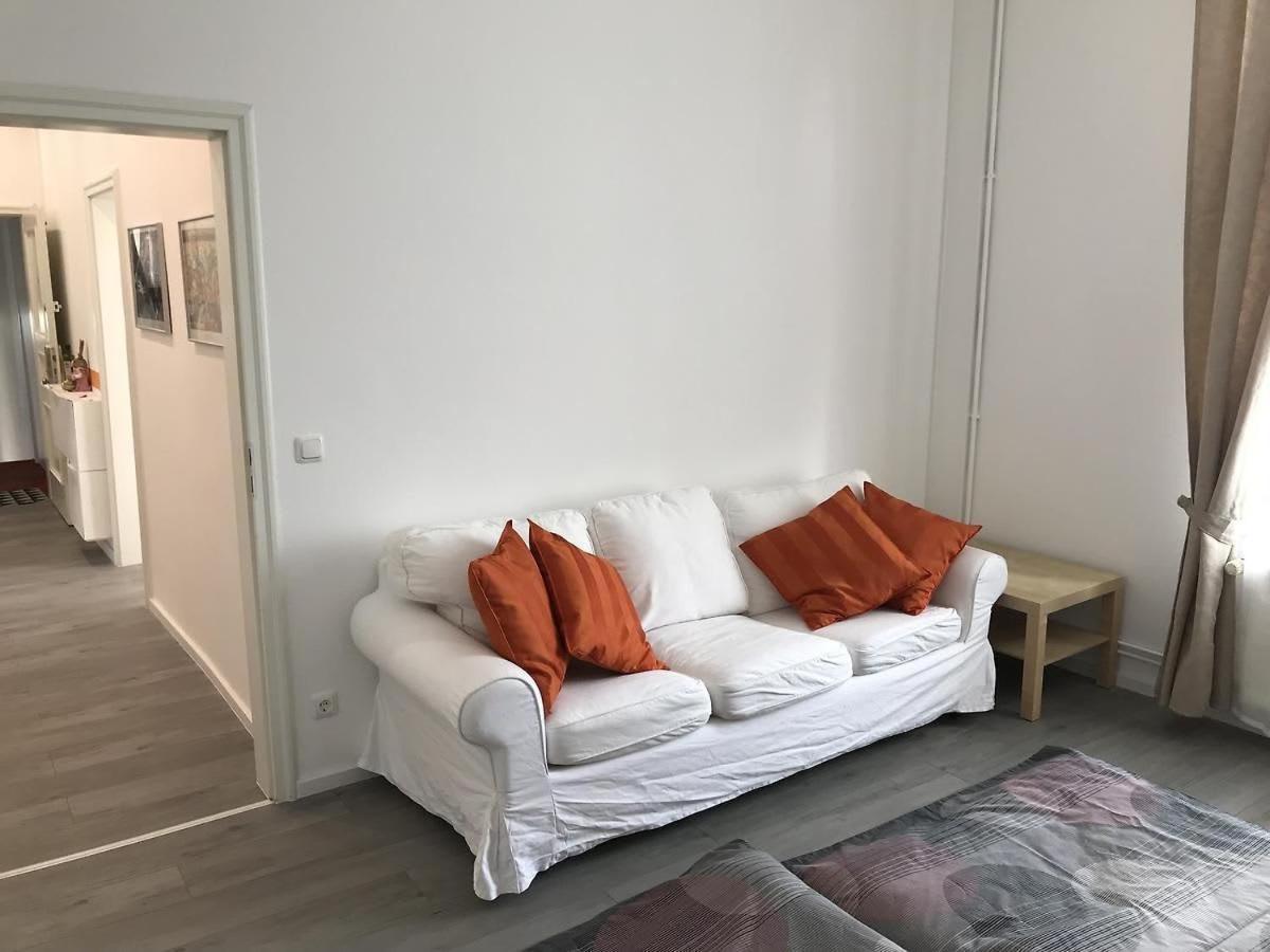 Apartment Grabbeallee #1 Berlin