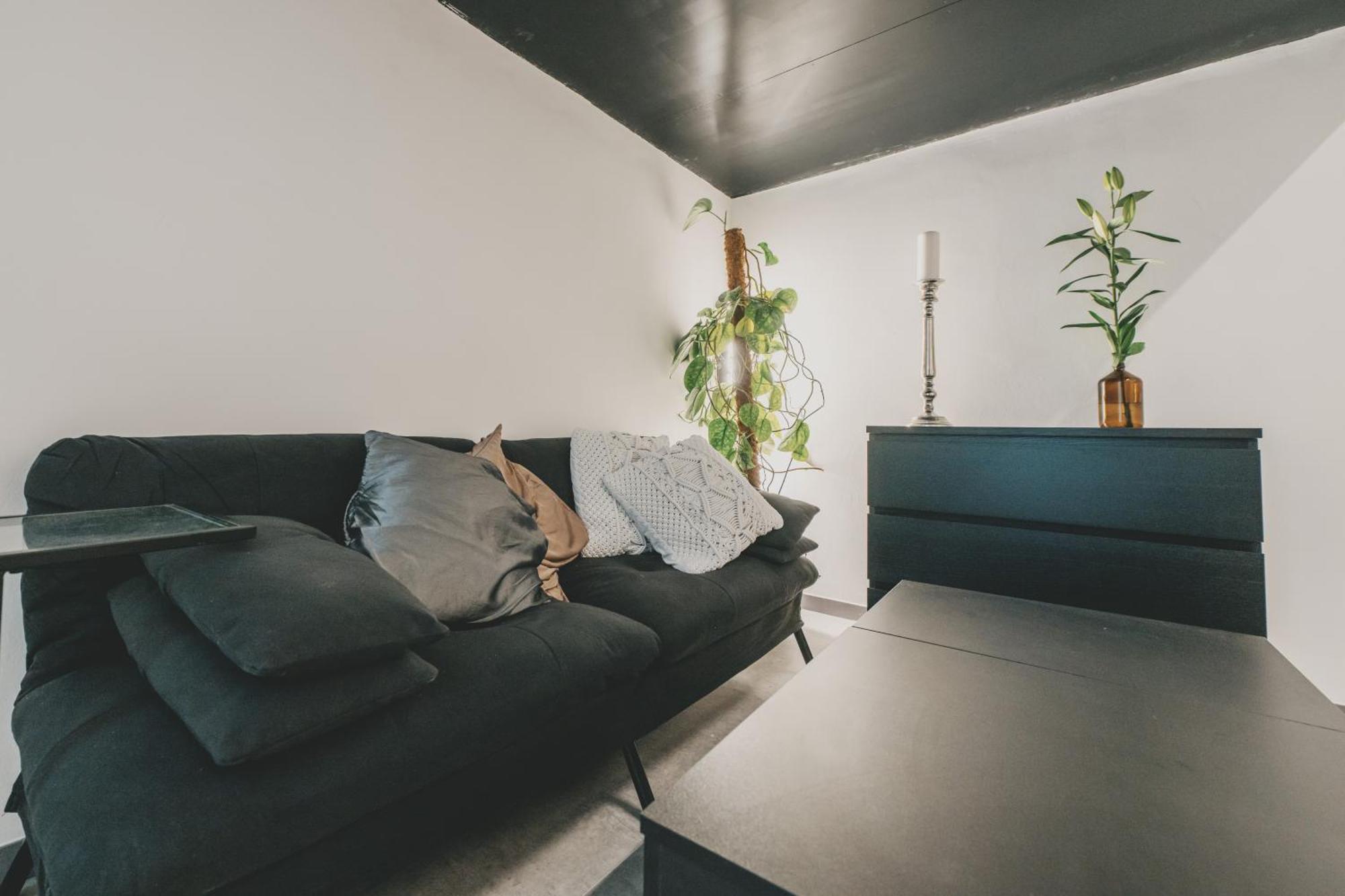 Altbau-loft Fuer 12 Personen Am Alexanderplatz Apartment