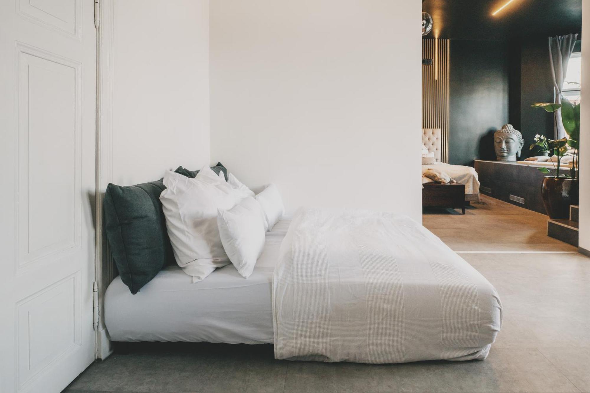 Altbau-loft Fuer 12 Personen Am Alexanderplatz