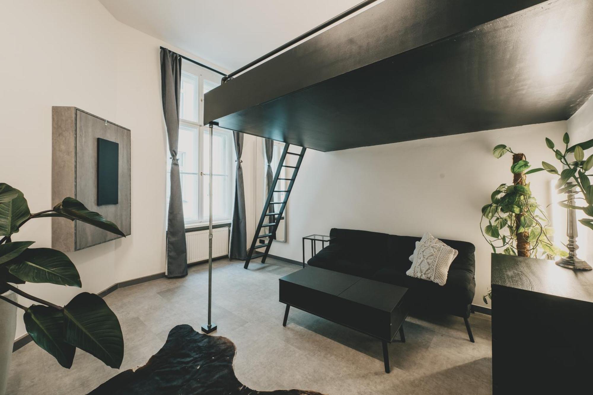 Altbau-loft Fuer 12 Personen Am Alexanderplatz Apartment *