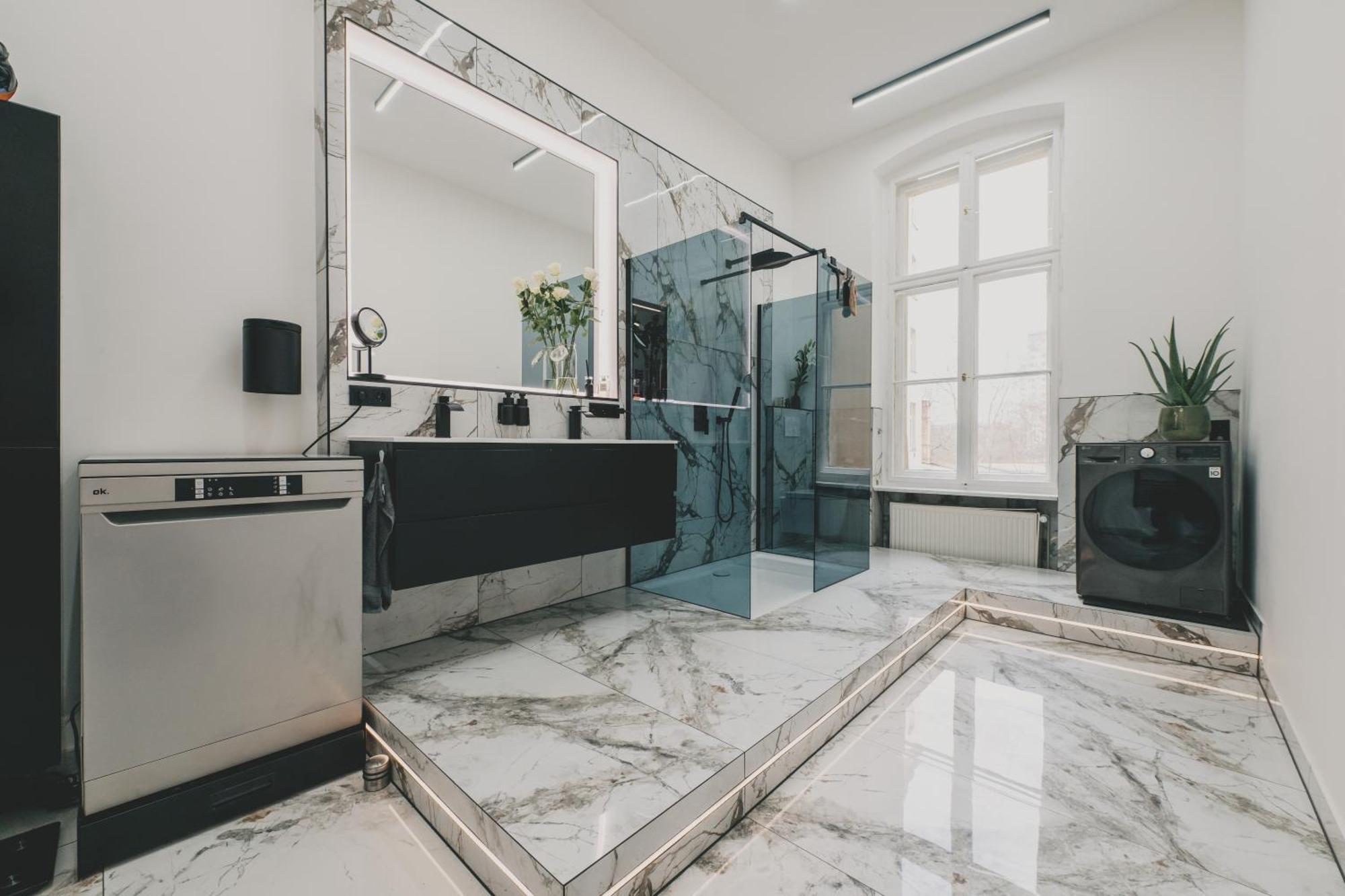 Altbau-loft Fuer 12 Personen Am Alexanderplatz * Berlin