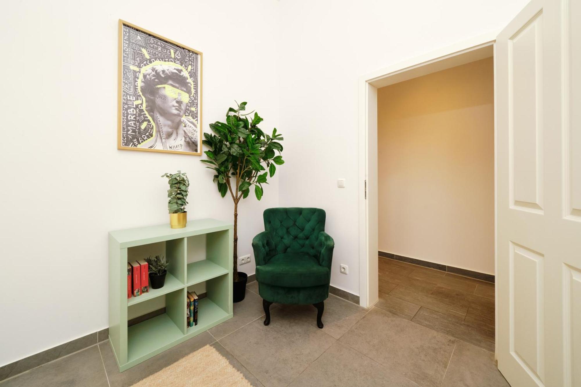 Staywell - Urban X-berg Grand Loft Apartment *