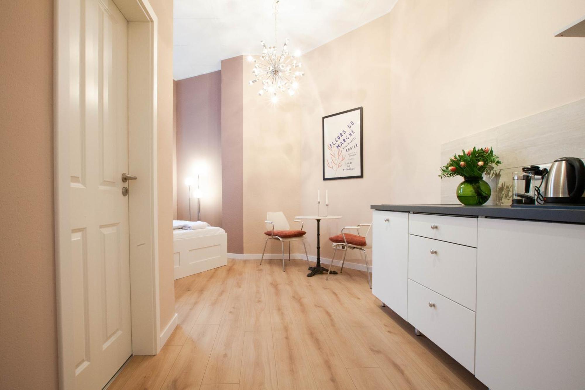 Apartment Atelier *