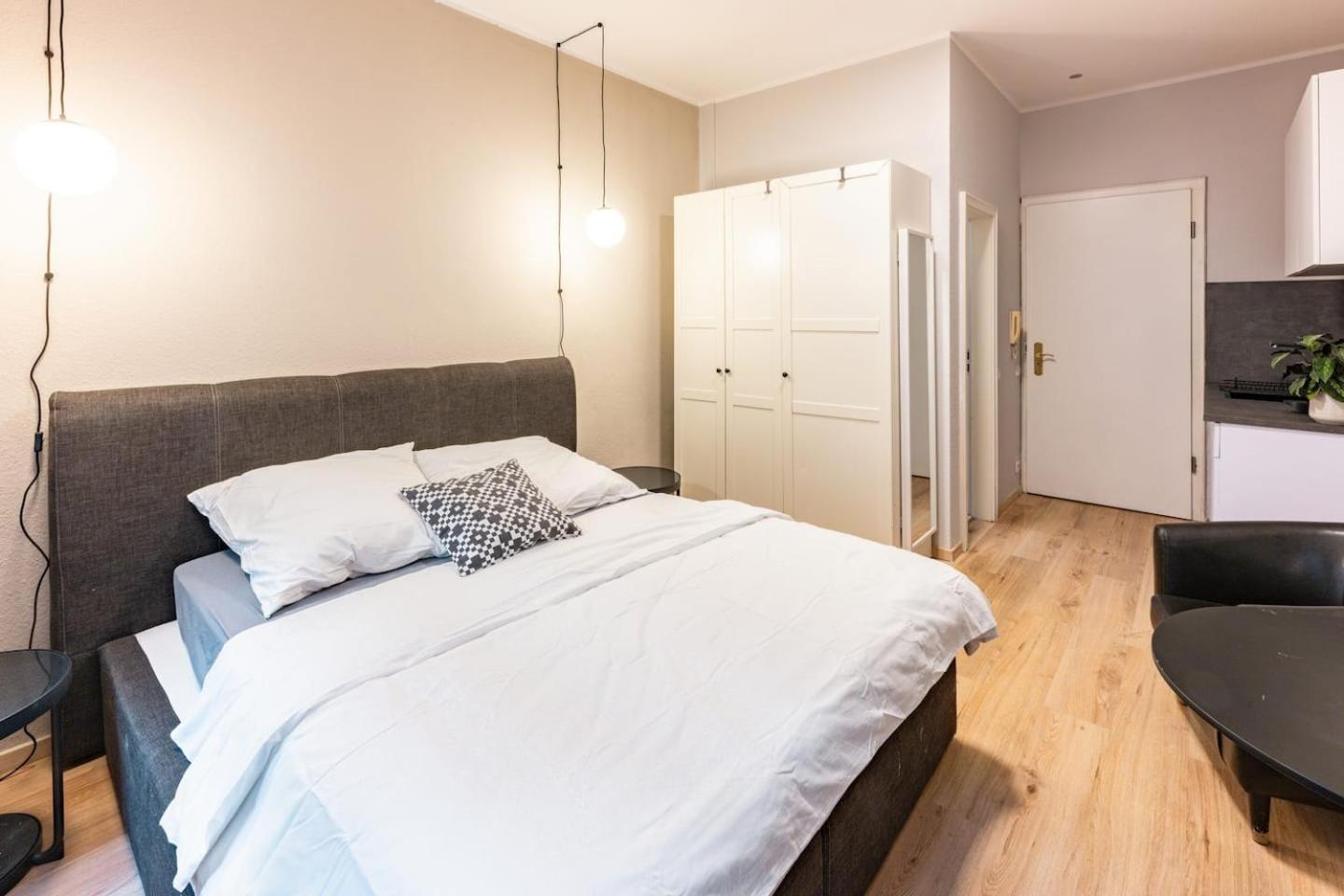 Bh5 Ron Apartment Berlin