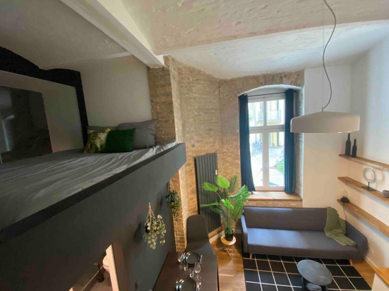 Central Studio In 5 Minutes To Alexanderplatz Apartment