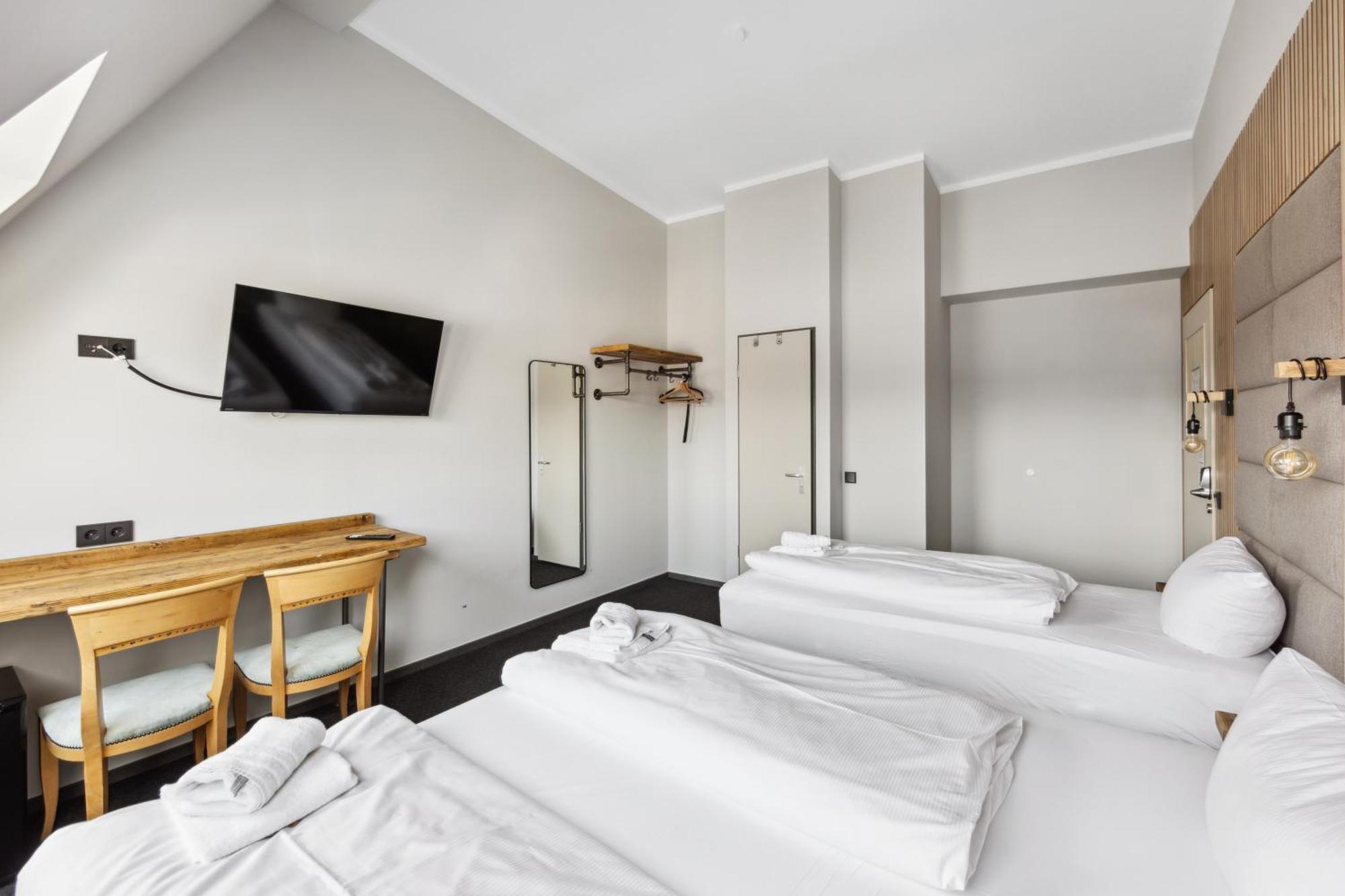 Hotel Comenius 2*