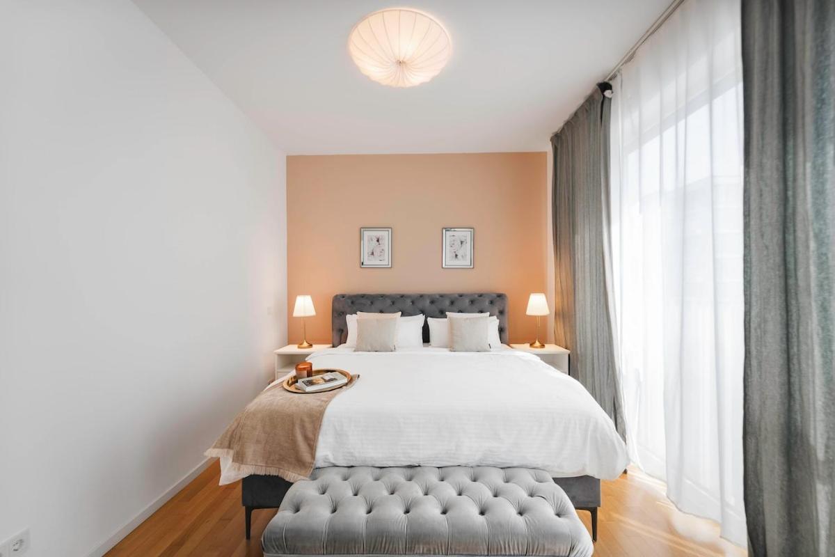 Design Loft Am Hauptbahnhof - Modern Mit Parkplatz Apartamento Berlim
