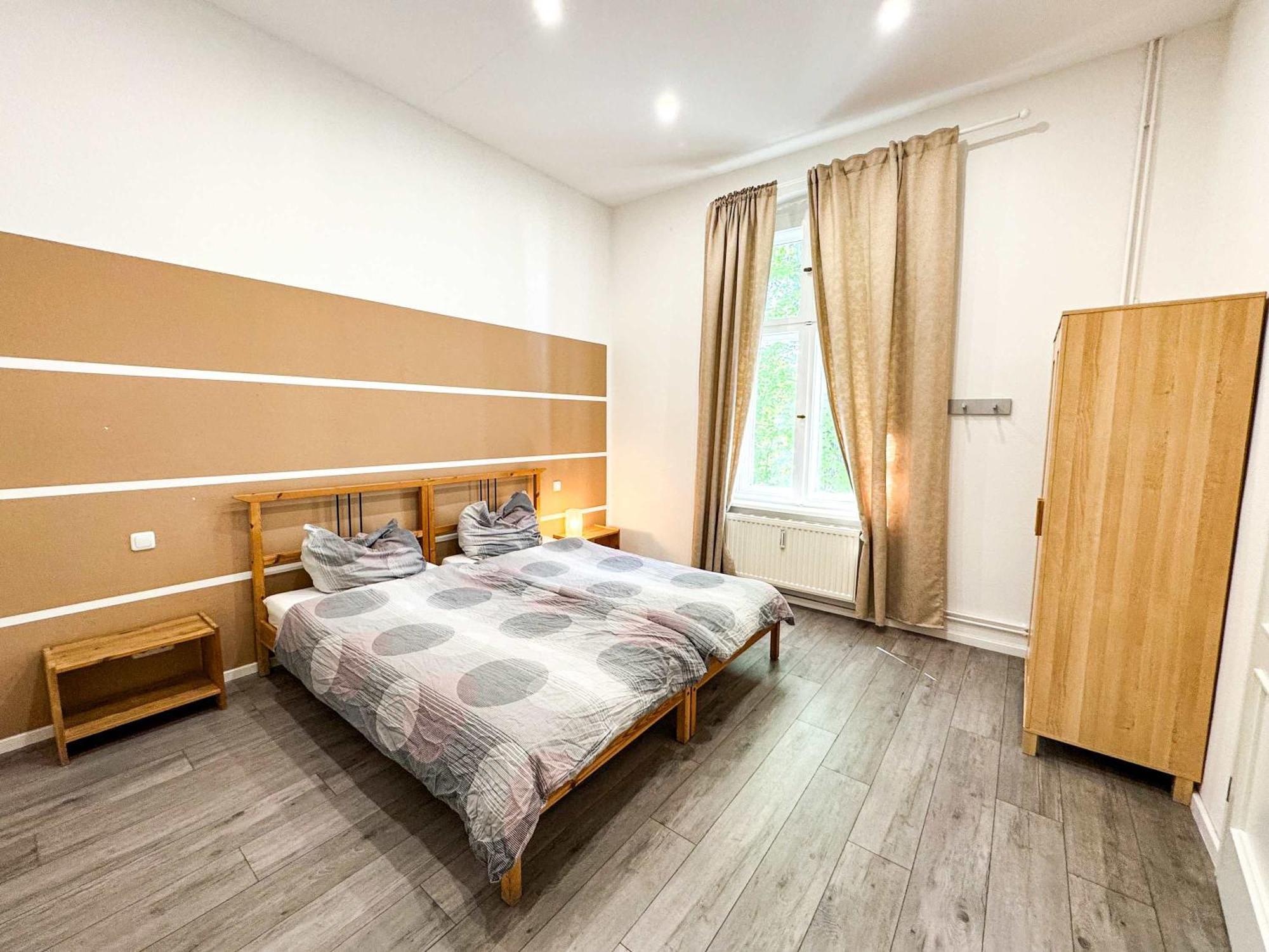 Apartment Grabbeallee #1