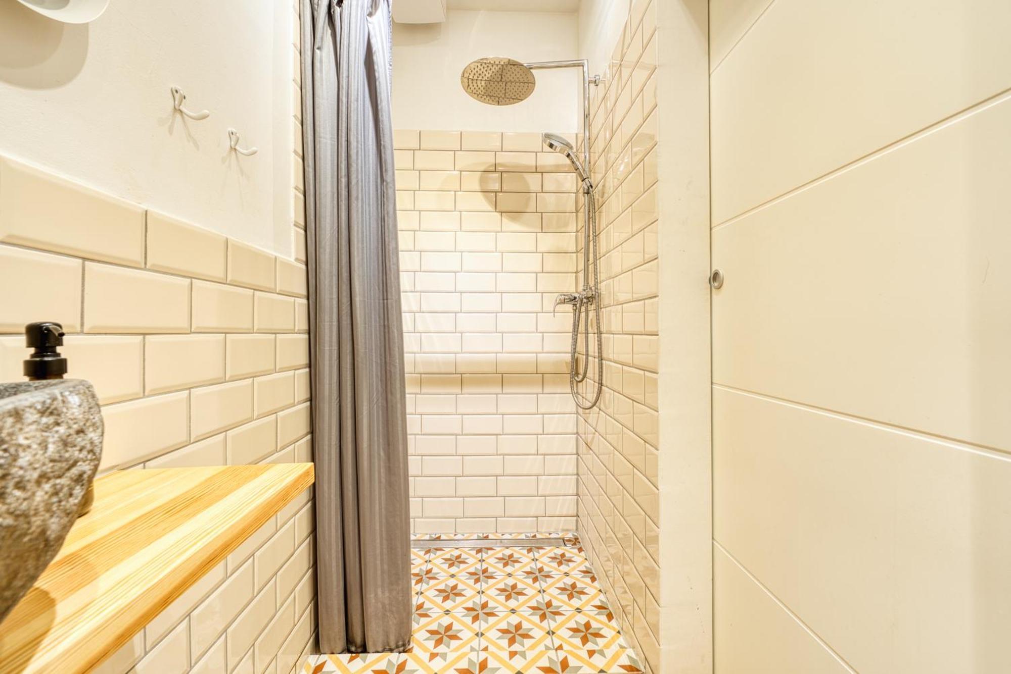 In Trendy Friedrichshain Apartamento