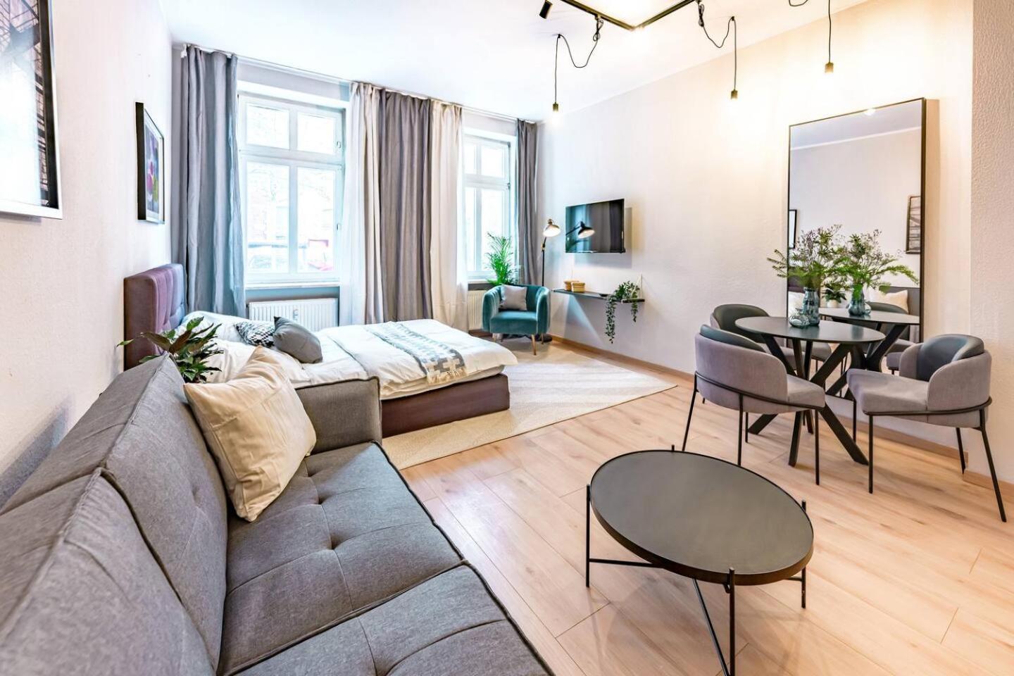 Cozy Studio Apartments In Berlin, Prenzlauer Berg Hotel *