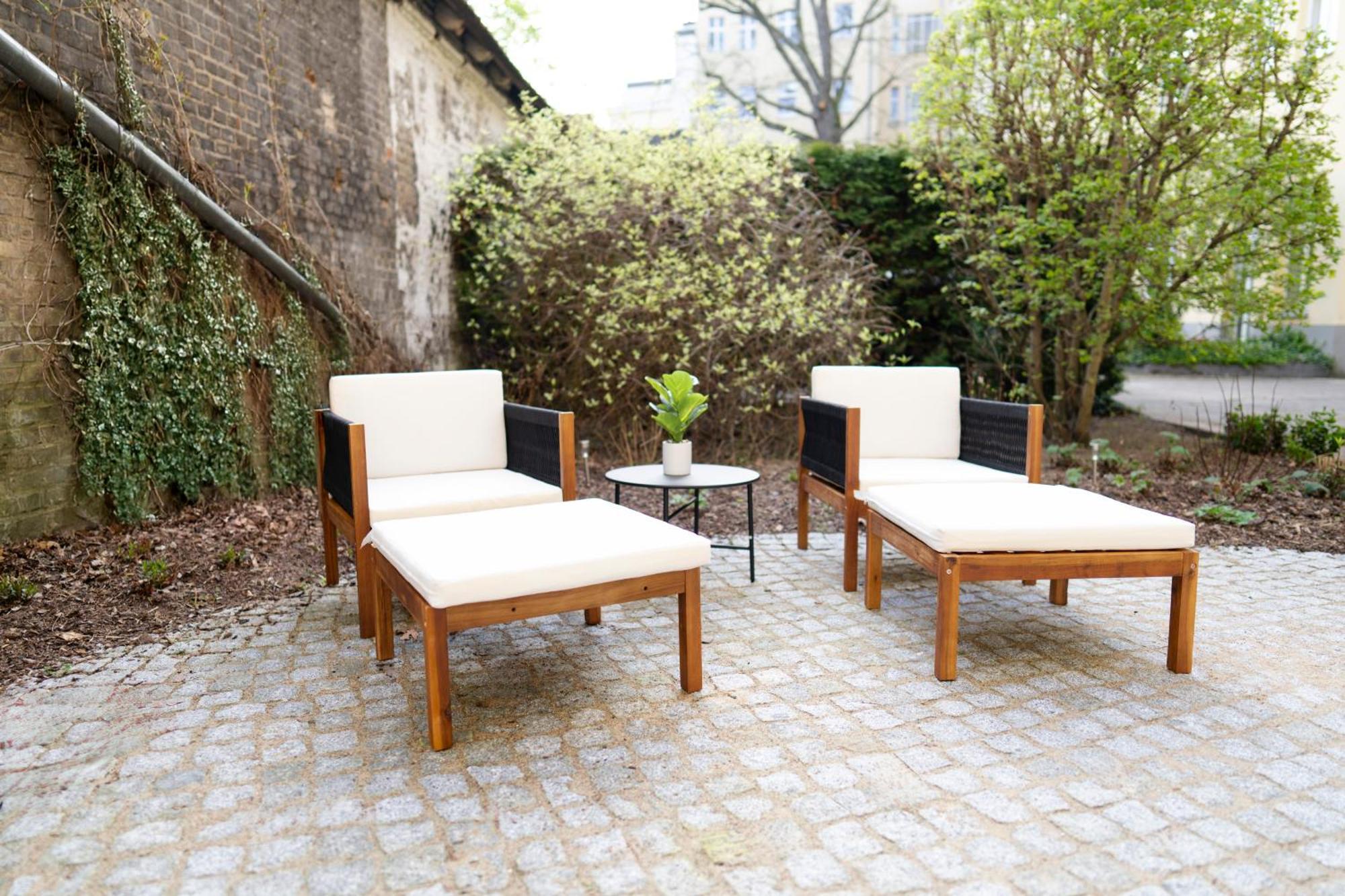Design With Garden Apartment Berlin