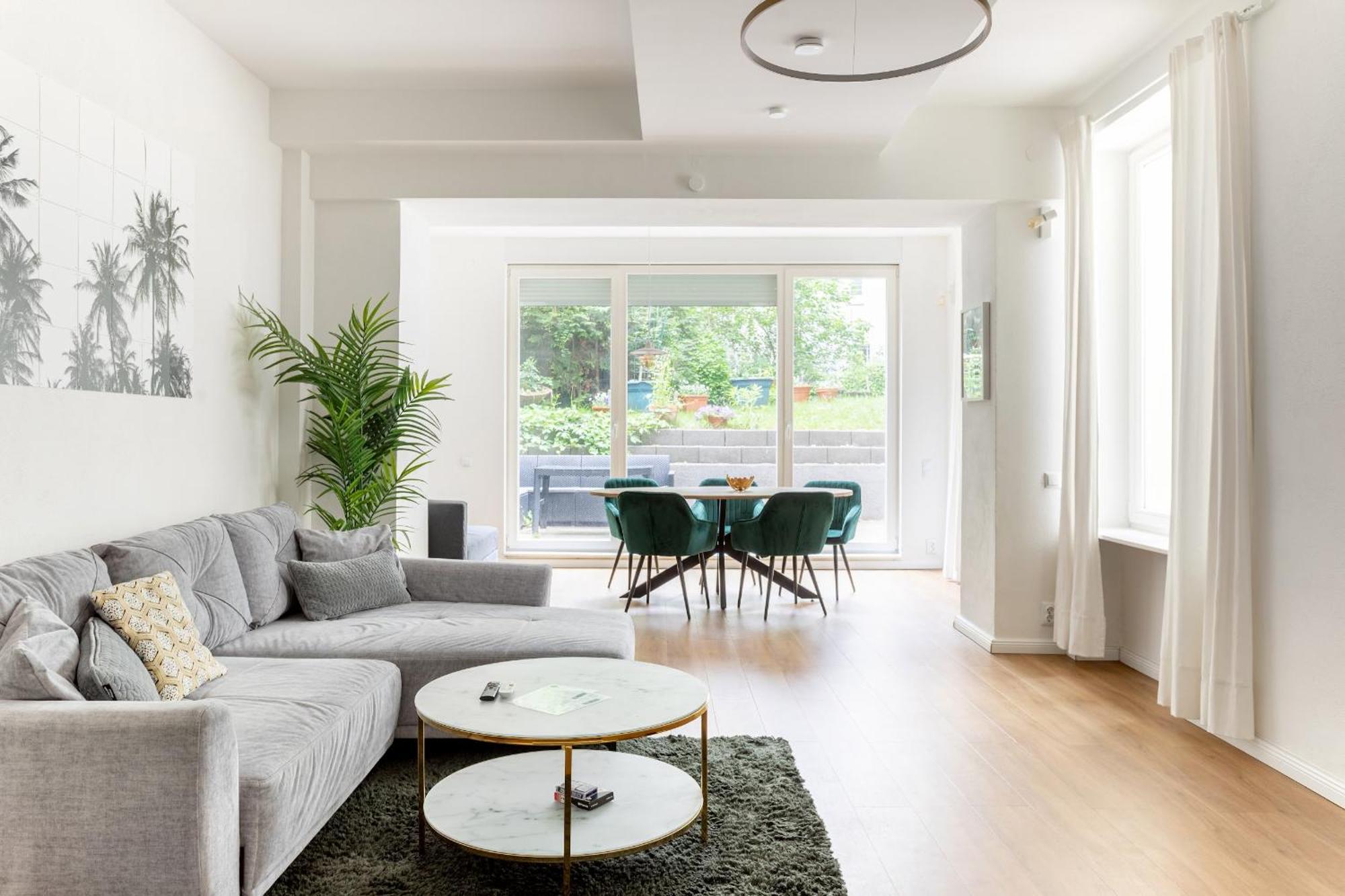 Apartment Global Living - Design I I Beamer I Kitchen I Terrace I Berlin