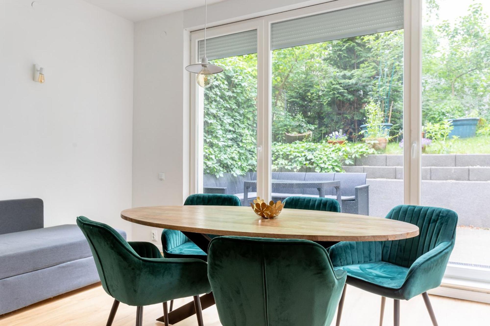 Apartment Global Living - Design I I Beamer I Kitchen I Terrace I *