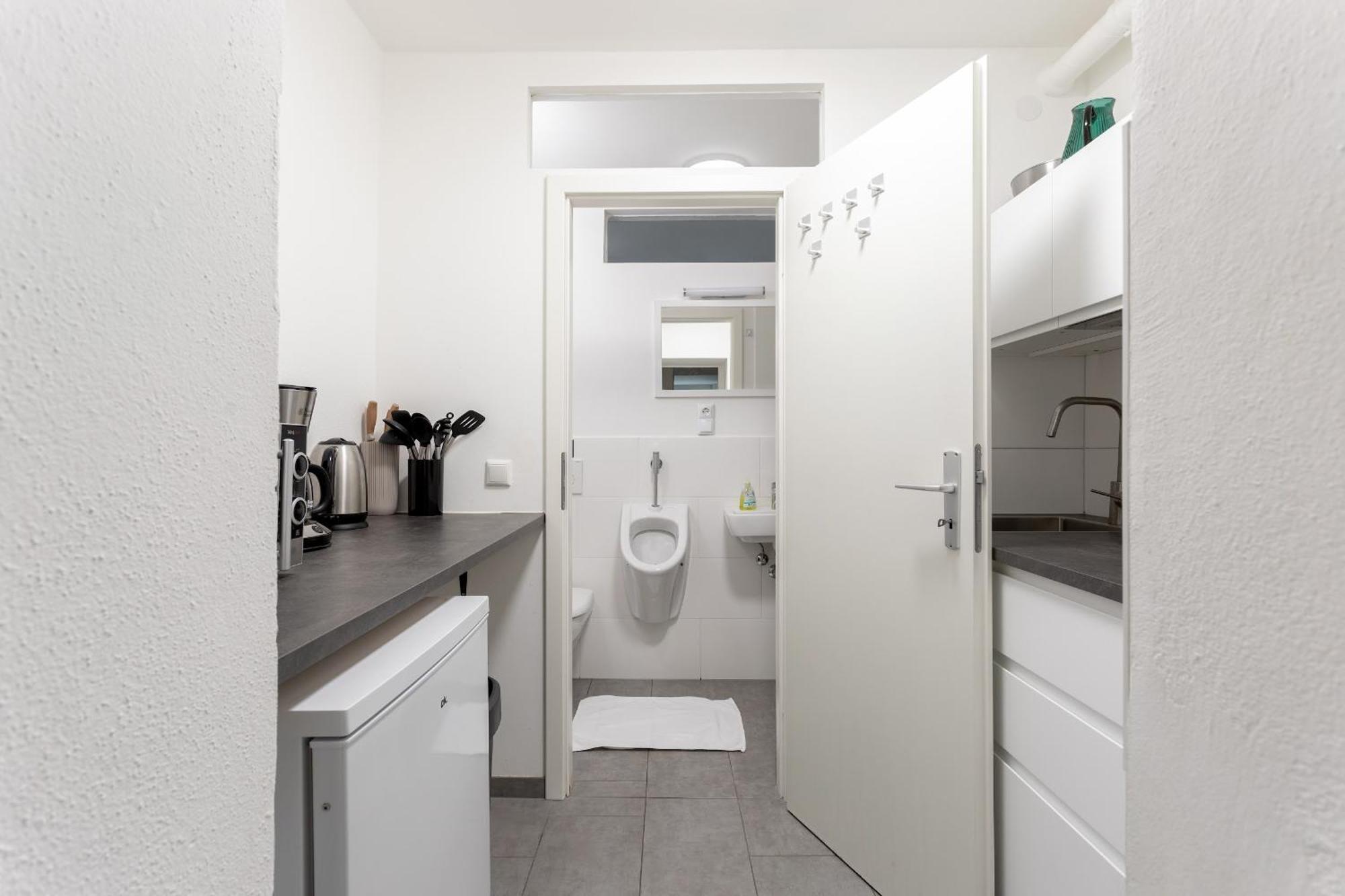 Apartment Global Living - Design I I Beamer I Kitchen I Terrace I Berlin