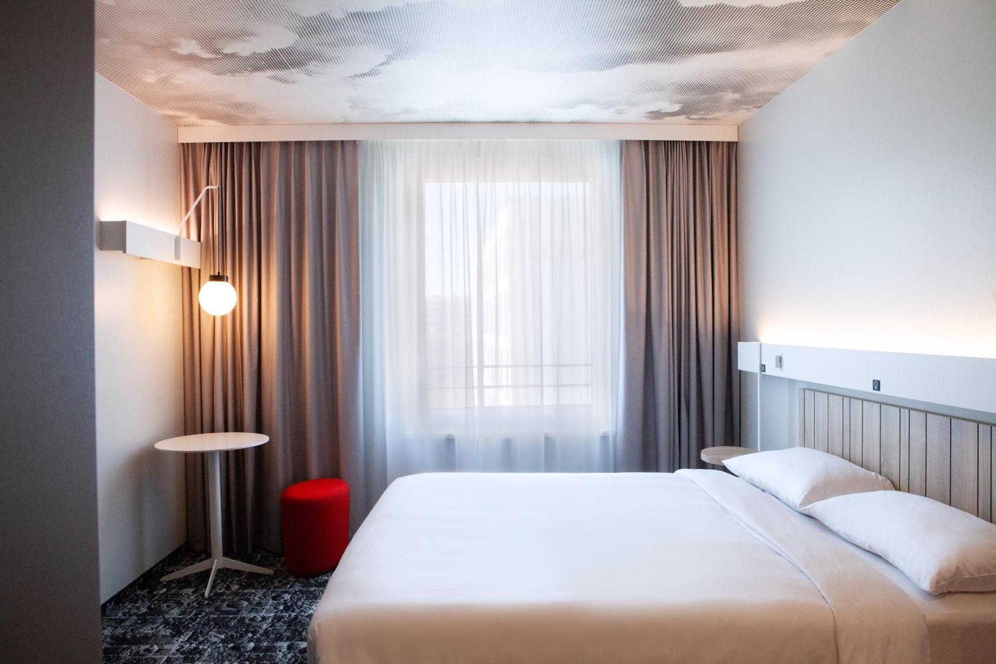 Hotel Ibis Airport
